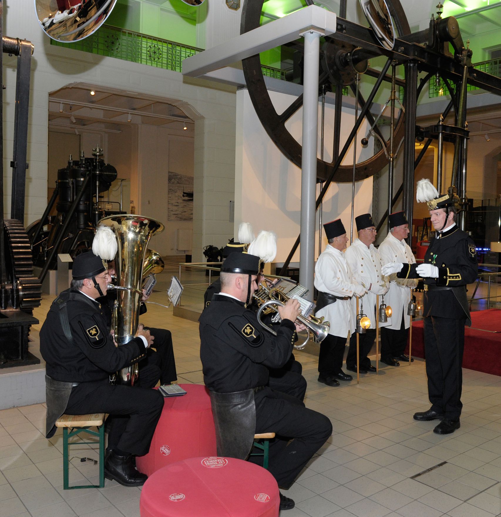 Am 4. Dezember 2012 besuchte Frauenministerin Gabriele Heinisch-Hosek die Barbarafeier im Technischen Museum Wien.