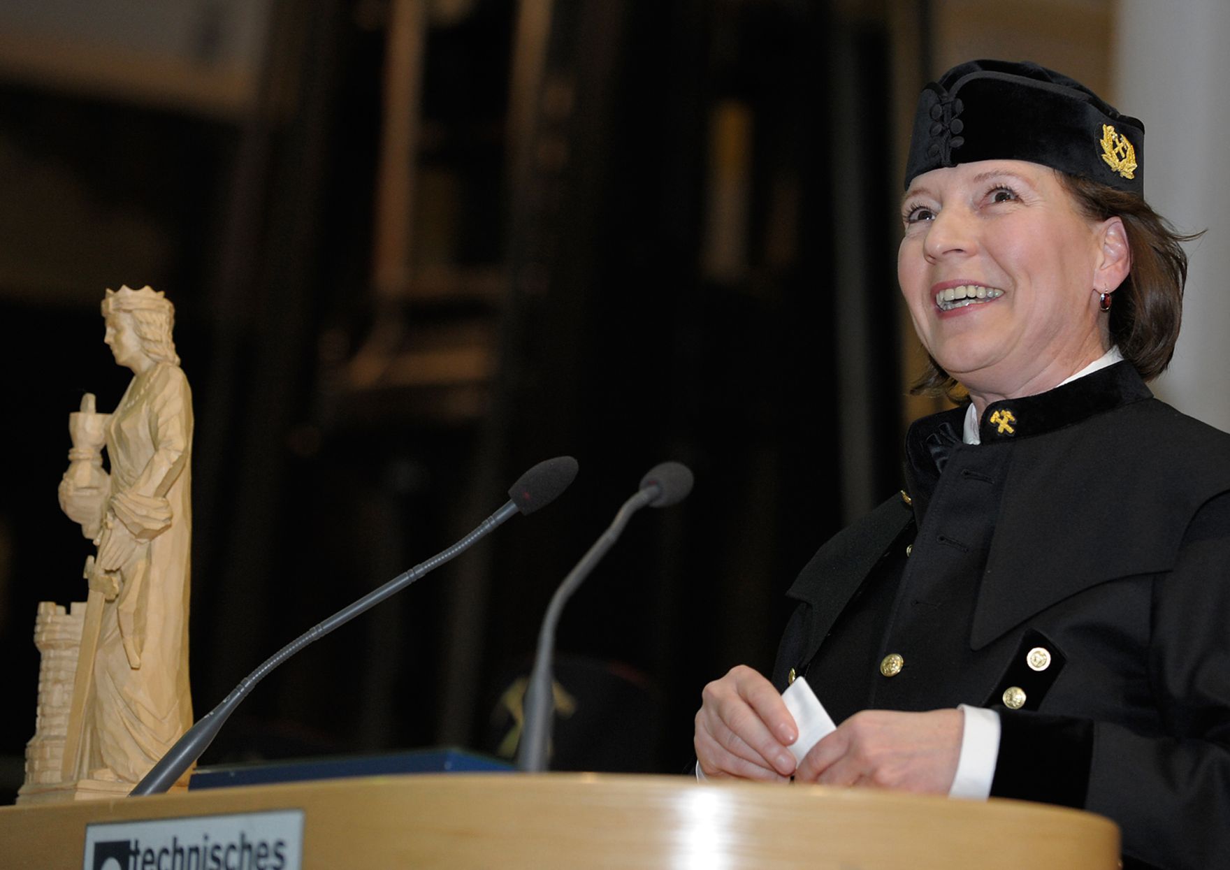Am 4. Dezember 2012 besuchte Frauenministerin Gabriele Heinisch-Hosek (im Bild) die Barbarafeier im Technischen Museum Wien.