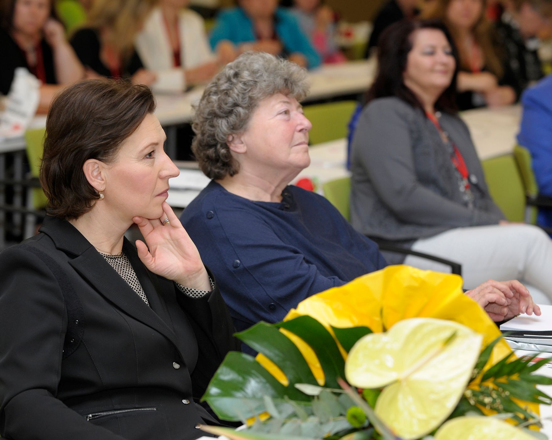 Am 11. April 2013 hielt Frauenministerin Gabriele Heinisch-Hosek (im Bild) das Hauptreferat beim &Ouml;GB-Bundesfrauenkongress.