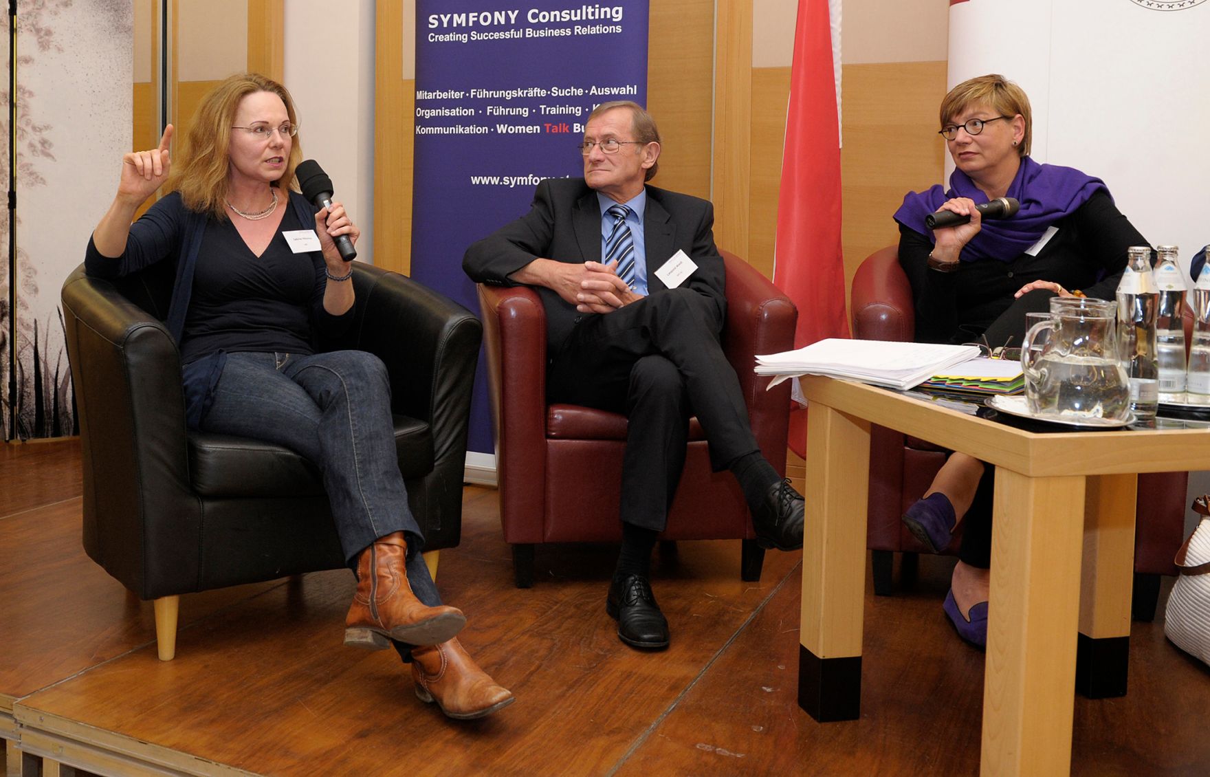 Am 6. Mai 2013 lud Frauenministerin Gabriele Heinisch-Hosek zum &bdquo;Women Talk Business Symposium 2013 &ndash; Erfolgsfaktor Frau: Quote &amp; Co im Wirksamkeits-Test&ldquo;. Im Bild (v.l.n.r.) Sabine Nikolay (Wissenschaftsjournalistin MAS, ORF), Leopold Miedl (RHI AG) und Ariane Asselborn (Head of Human Resources Makhteshim Agan Industries Europe).