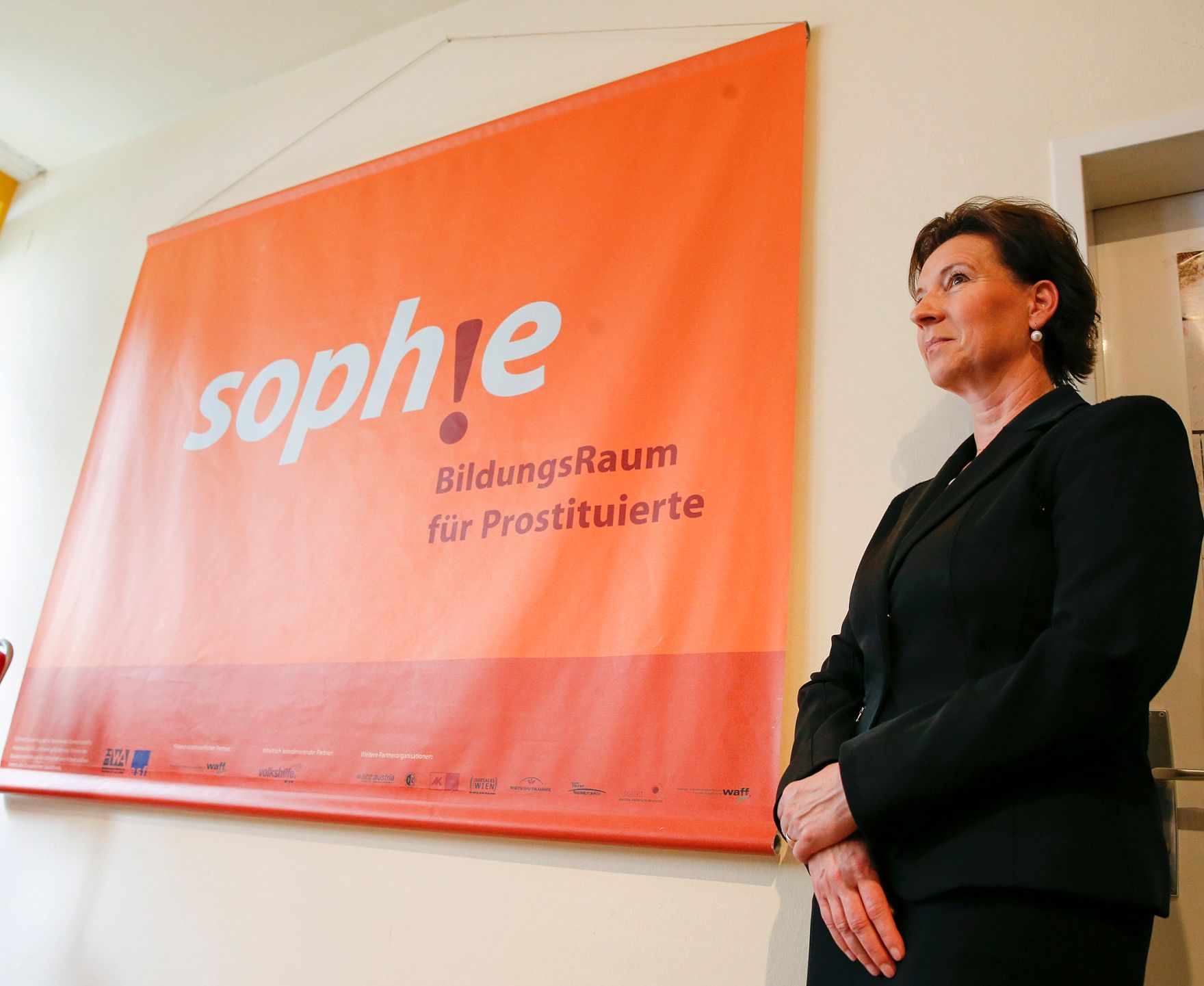 Am 11. Juni 2013 besuchte Frauenministerin Gabriele Heinisch-Hosek die Feier "10 Jahre SOPHIE BildungsRaum - 10 Jahre Beratung f&uuml;r SexarbeiterInnen" in Wien.