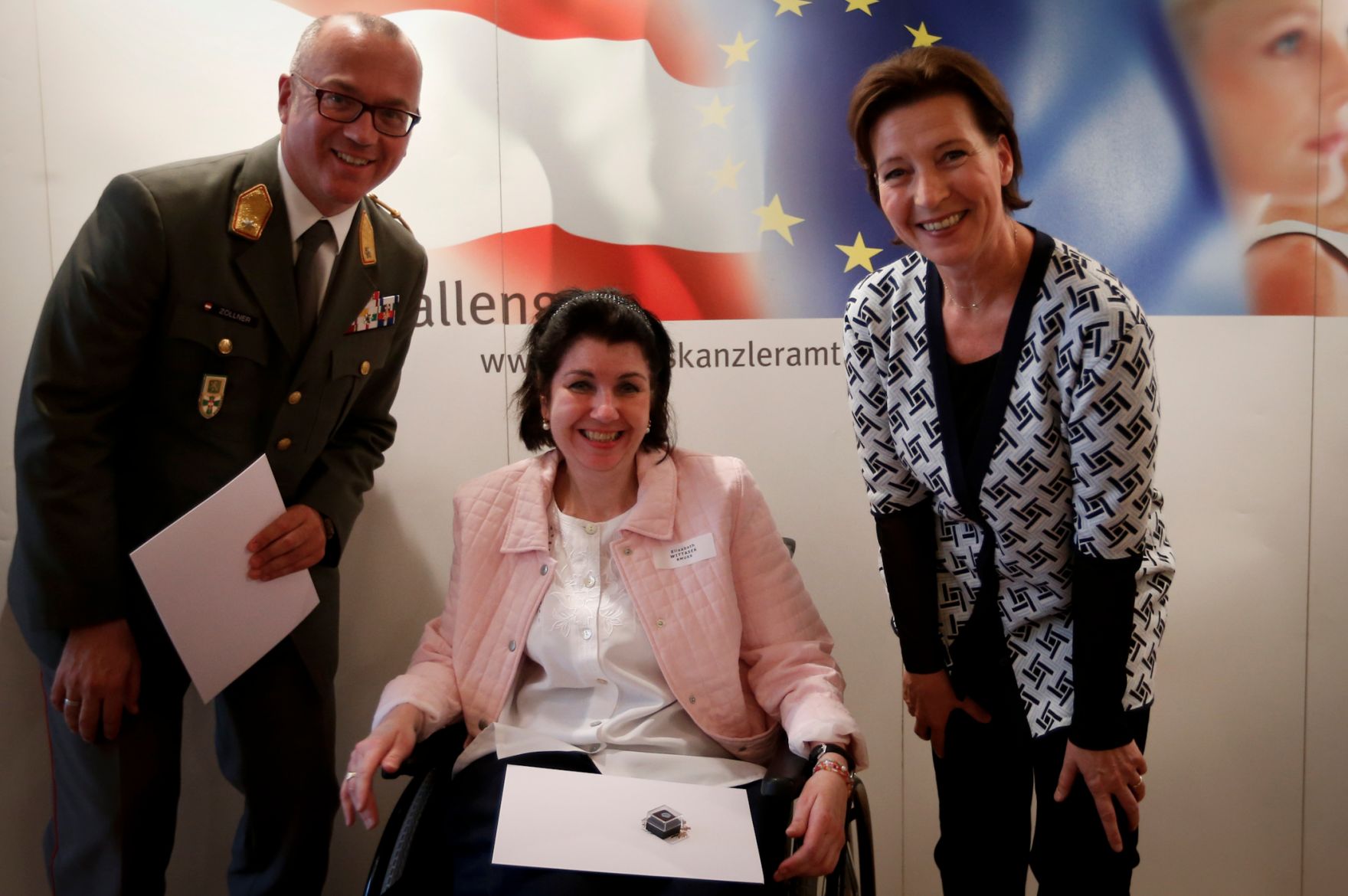 Am 24. Juni 2013 nahm Frauenministerin Gabriele Heinisch-Hosek an der Abschlussveranstaltung im Rahmen des Cross Mentoring Programms des Bundes teil.