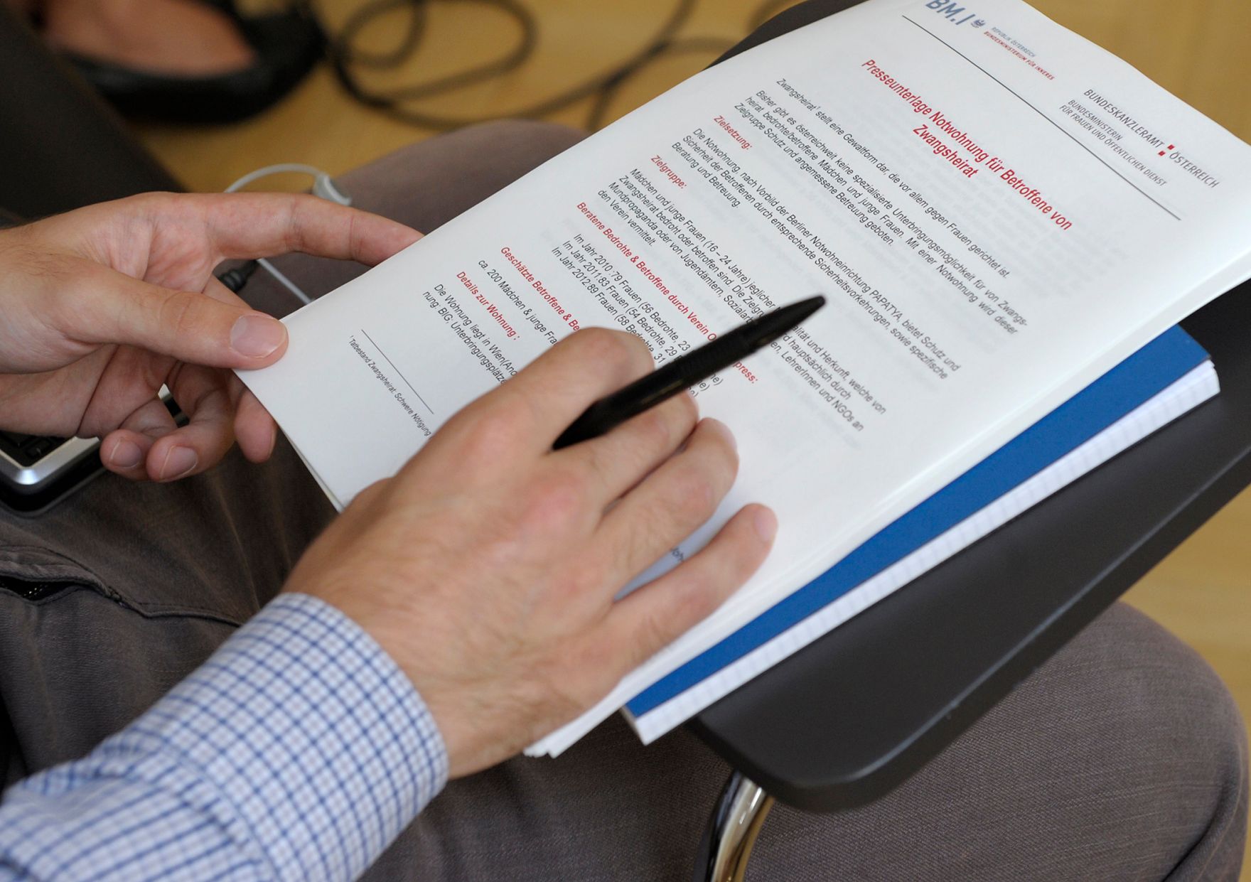 Am 9. Juli 2013 fand die Presskonferenz &bdquo;Start der Notwohnungen f&uuml;r Betroffene und Bedrohte von Zwangsheirat&ldquo; statt.