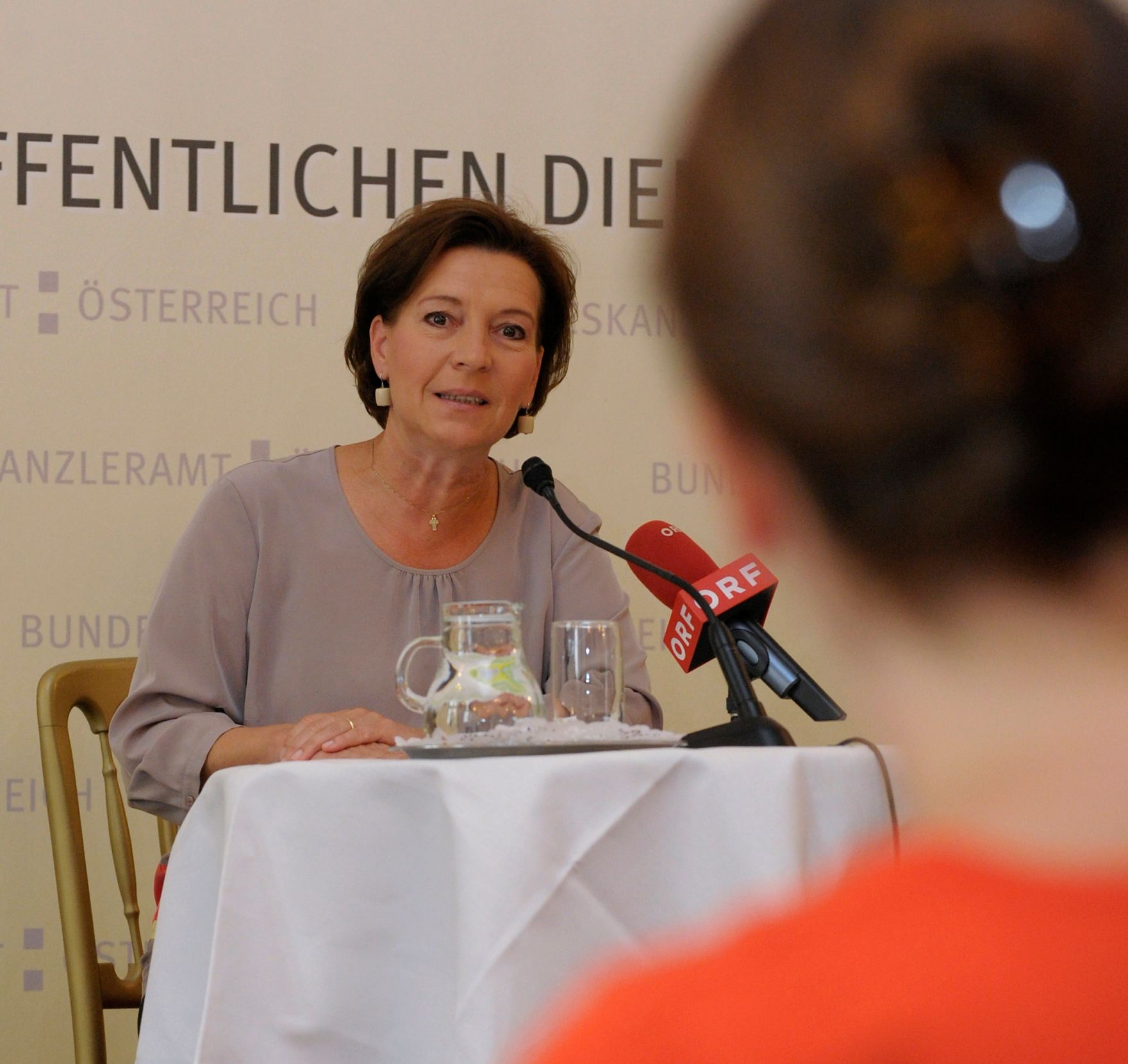 Am 20. August 2013 pr&auml;sentierte Frauenministerin Gabriele Heinisch-Hosek (im Bild) die Sonderauswertung &quot;Vereinbarkeit aus dem 6. Frauenbarometer &ndash; Beruf und Familie&ldquo;.