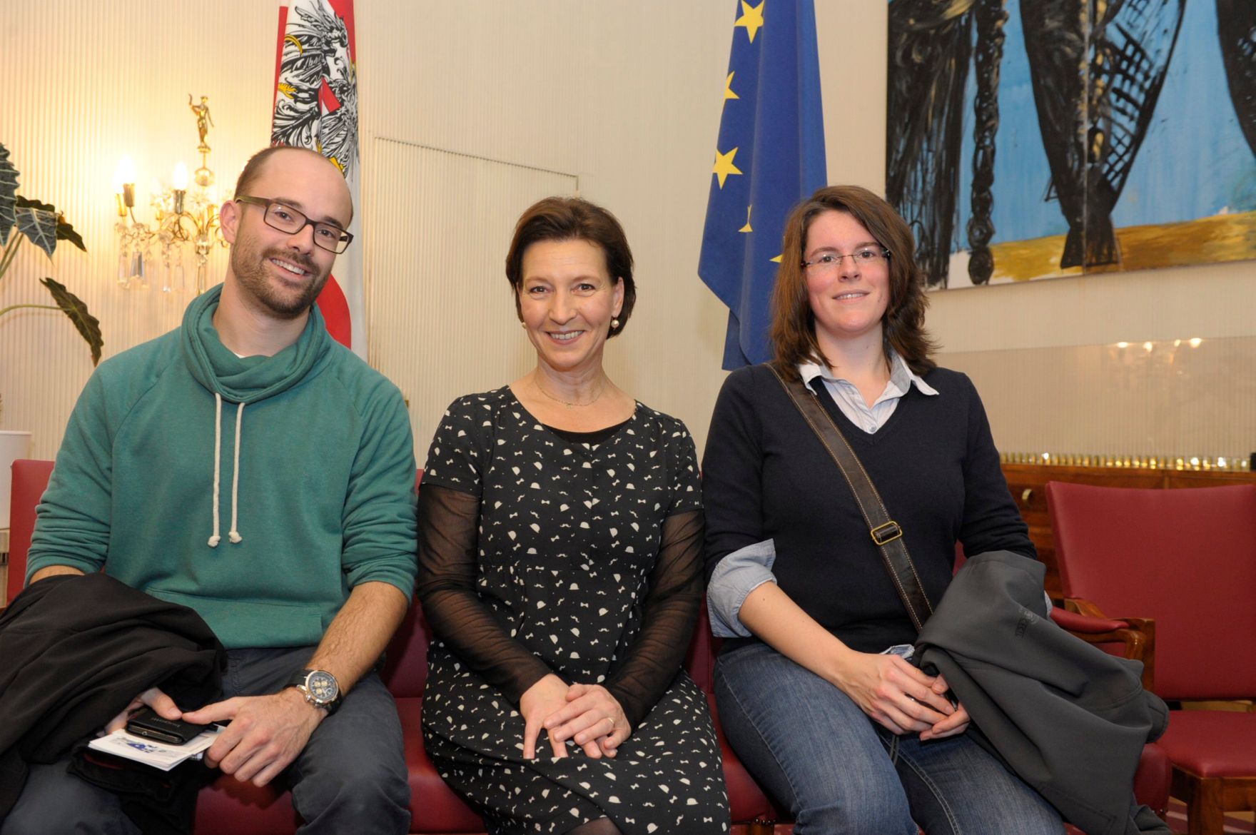 Am 26. Oktober 2013 empfing Frauenministerin Gabriele Heinisch-Hosek im Rahmen des Nationalfeiertages Besucherinnen und Besucher im Bundeskanzleramt.