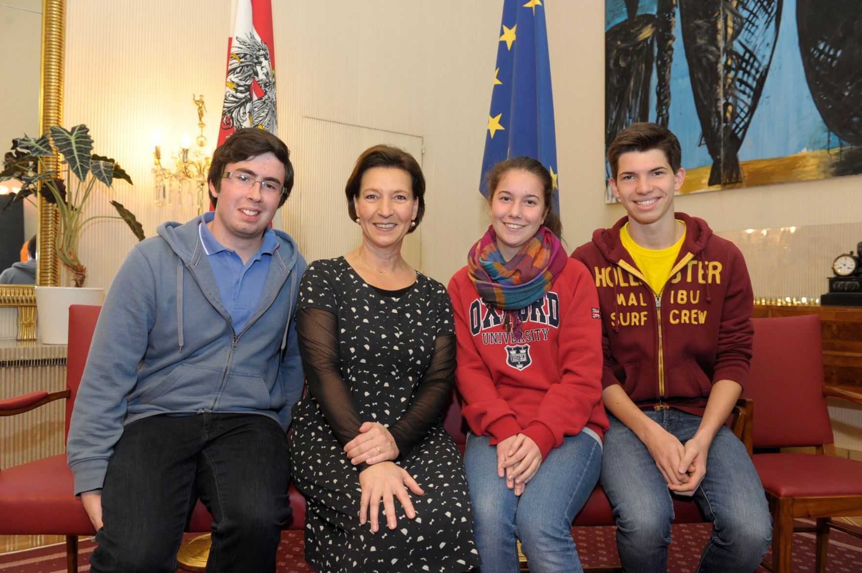 Am 26. Oktober 2013 empfing Frauenministerin Gabriele Heinisch-Hosek im Rahmen des Nationalfeiertages Besucherinnen und Besucher im Bundeskanzleramt.
