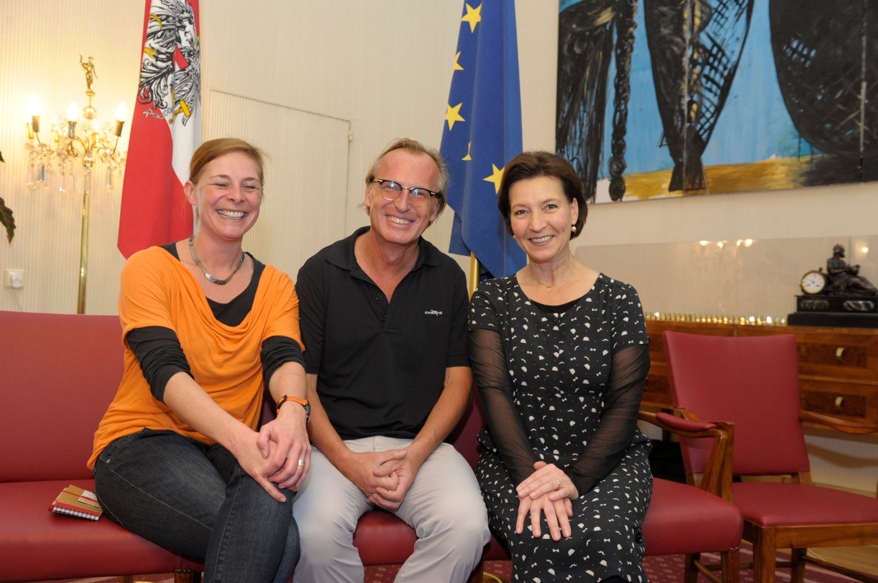 Am 26. Oktober 2013 empfing Frauenministerin Gabriele Heinisch-Hosek im Rahmen des Nationalfeiertages Besucherinnen und Besucher im Bundeskanzleramt.