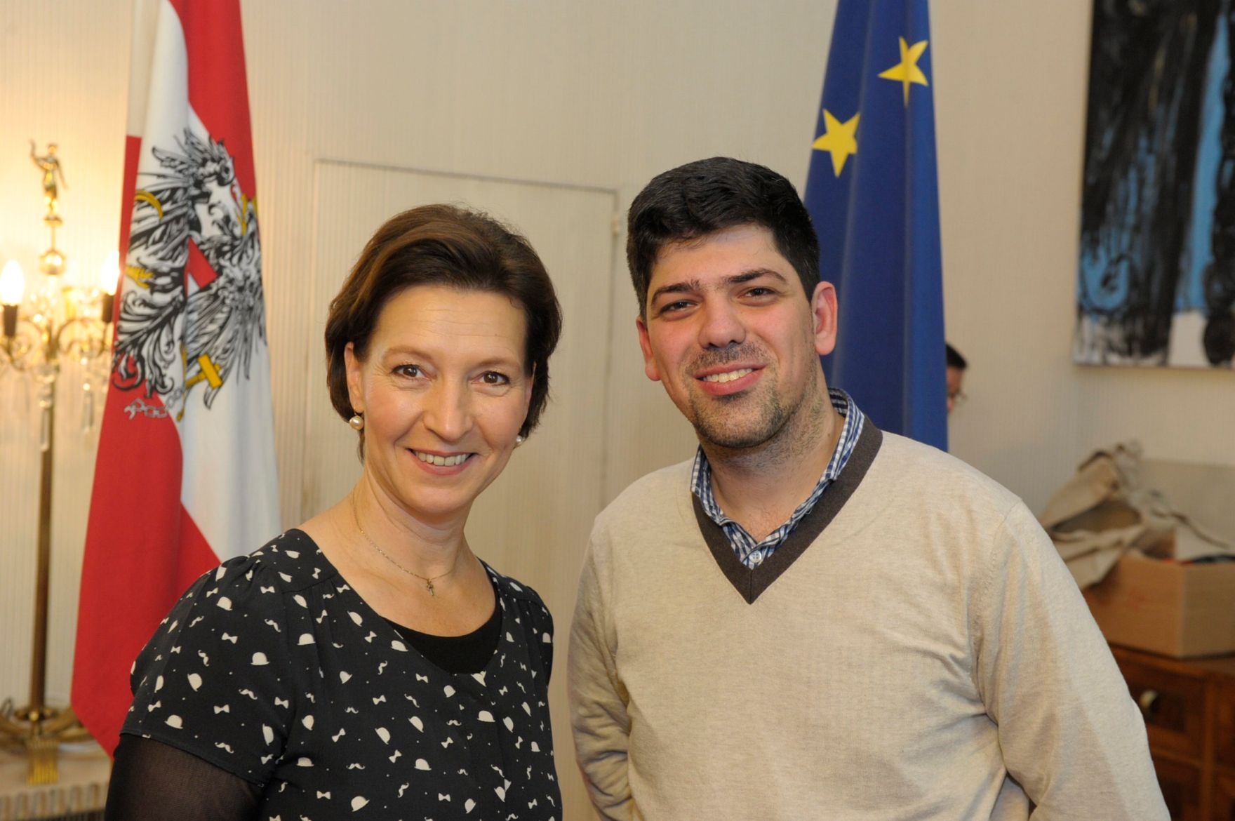 Am 26. Oktober 2013 empfing Frauenministerin Gabriele Heinisch-Hosek im Rahmen des Nationalfeiertages Besucherinnen und Besucher im Bundeskanzleramt.