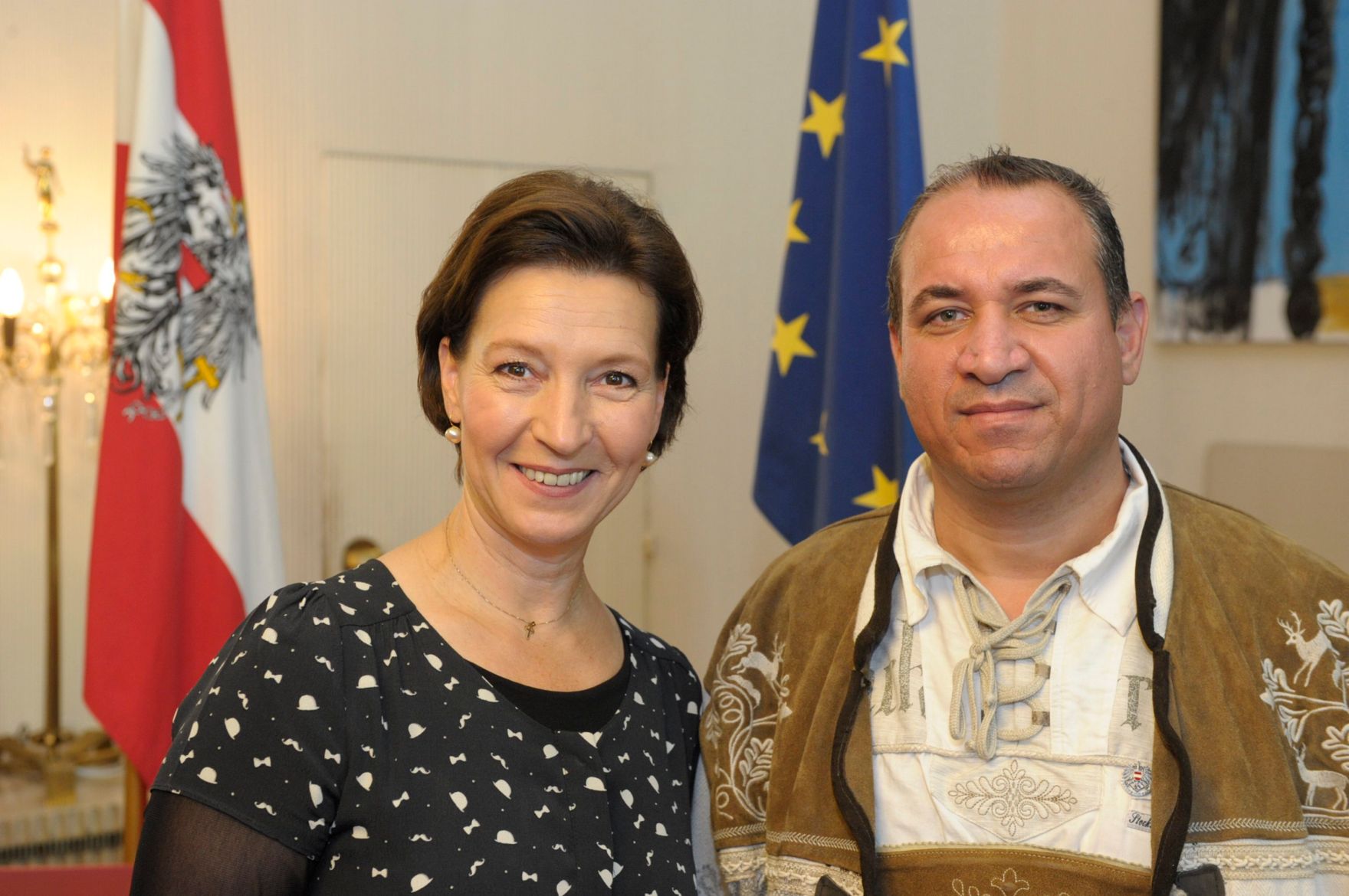 Am 26. Oktober 2013 empfing Frauenministerin Gabriele Heinisch-Hosek im Rahmen des Nationalfeiertages Besucherinnen und Besucher im Bundeskanzleramt.