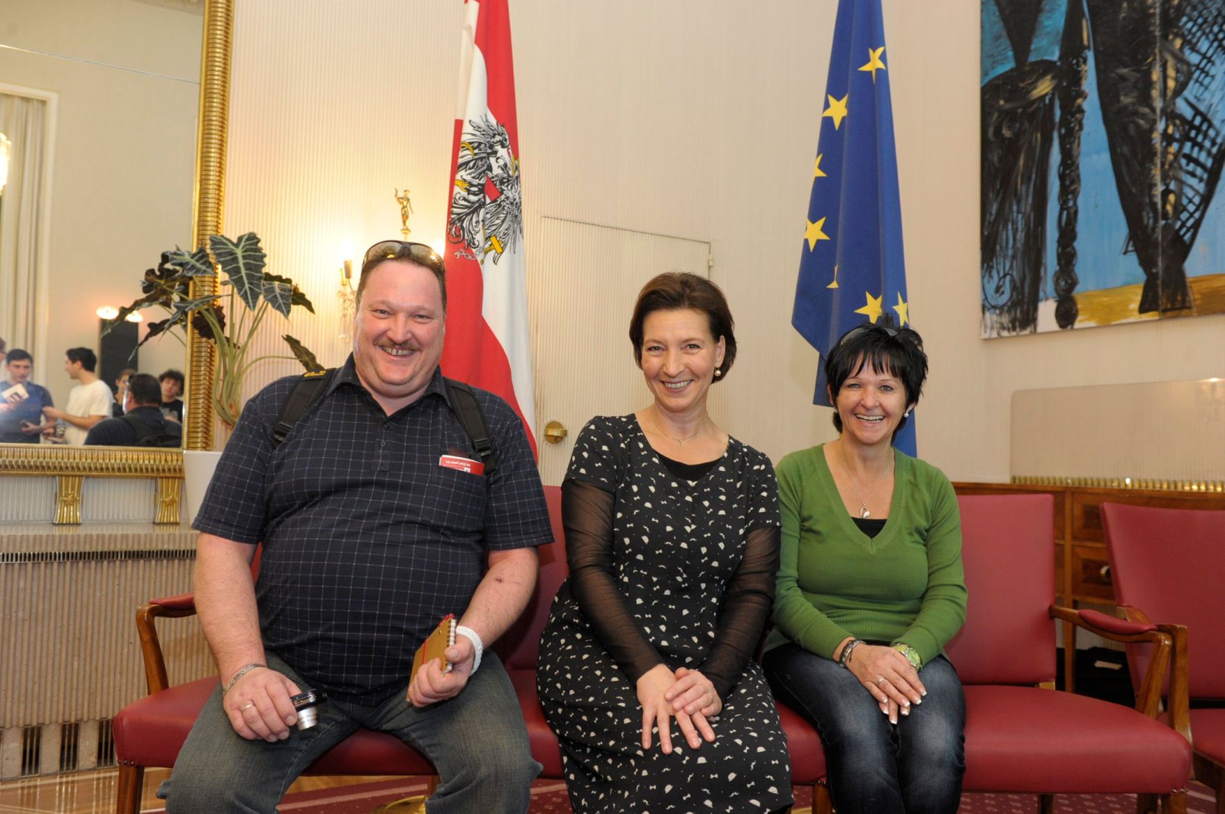 Am 26. Oktober 2013 empfing Frauenministerin Gabriele Heinisch-Hosek im Rahmen des Nationalfeiertages Besucherinnen und Besucher im Bundeskanzleramt.