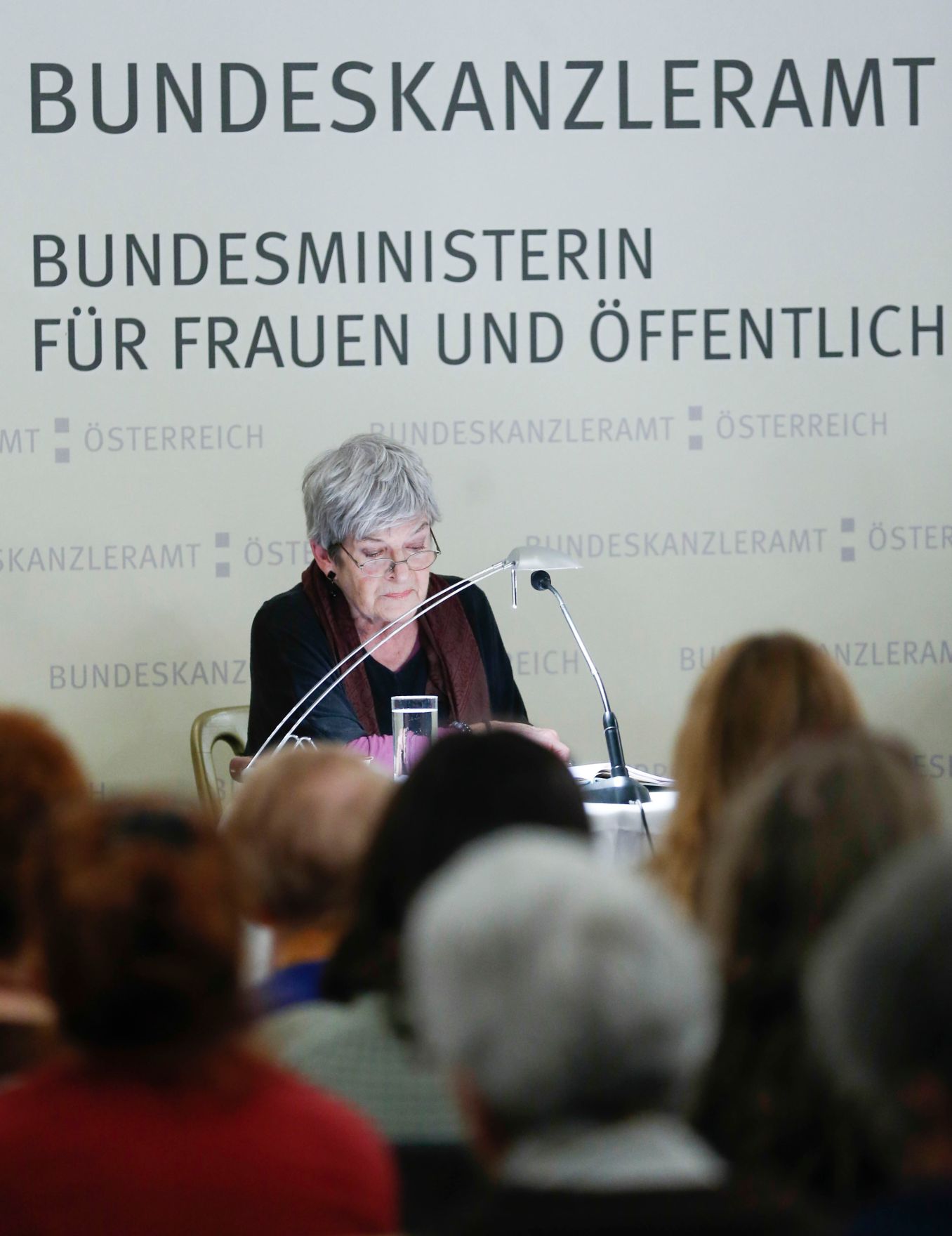 Am 21. November 2013 lud Frauenministerin Gabriele Heinisch-Hosek zu einer Lesung von Elisabeth Orth (im Bild) anl&auml;sslich 75 Jahre Novemberpogrom.
