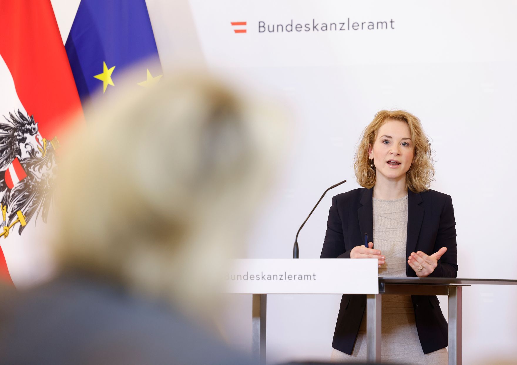 Am 6. M&auml;rz 2025 gab Bundesministerin Eva-Maria Holzleitner anl&auml;sslich des Weltfrauentags eine Pressekonferenz.