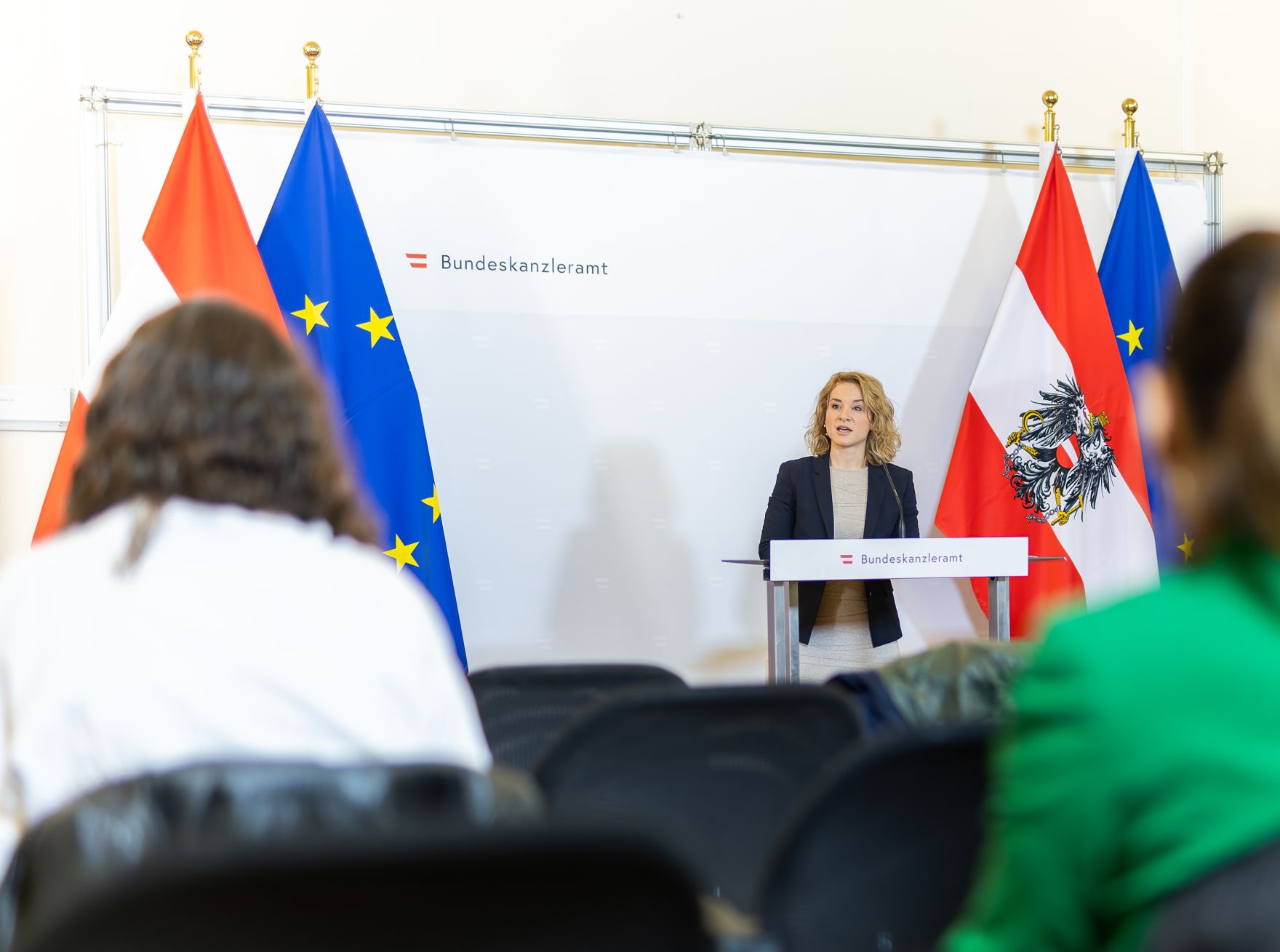 Am 6. M&auml;rz 2025 gab Bundesministerin Eva-Maria Holzleitner anl&auml;sslich des Weltfrauentags eine Pressekonferenz.