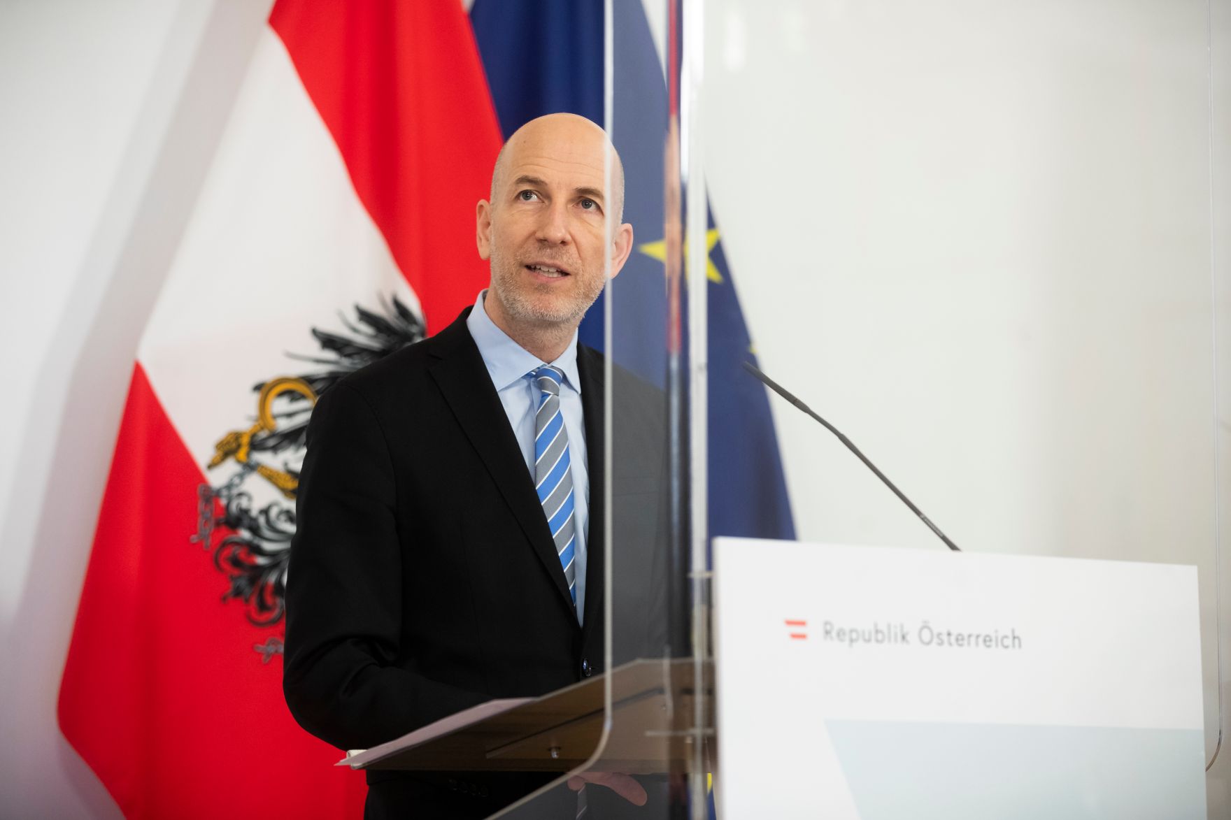 Am 9. Februar 2021 fand eine Pressekonferenz zur aktuellen Lage am Arbeitsmarkt statt. Im Bild Bundesminister Martin Kocher.