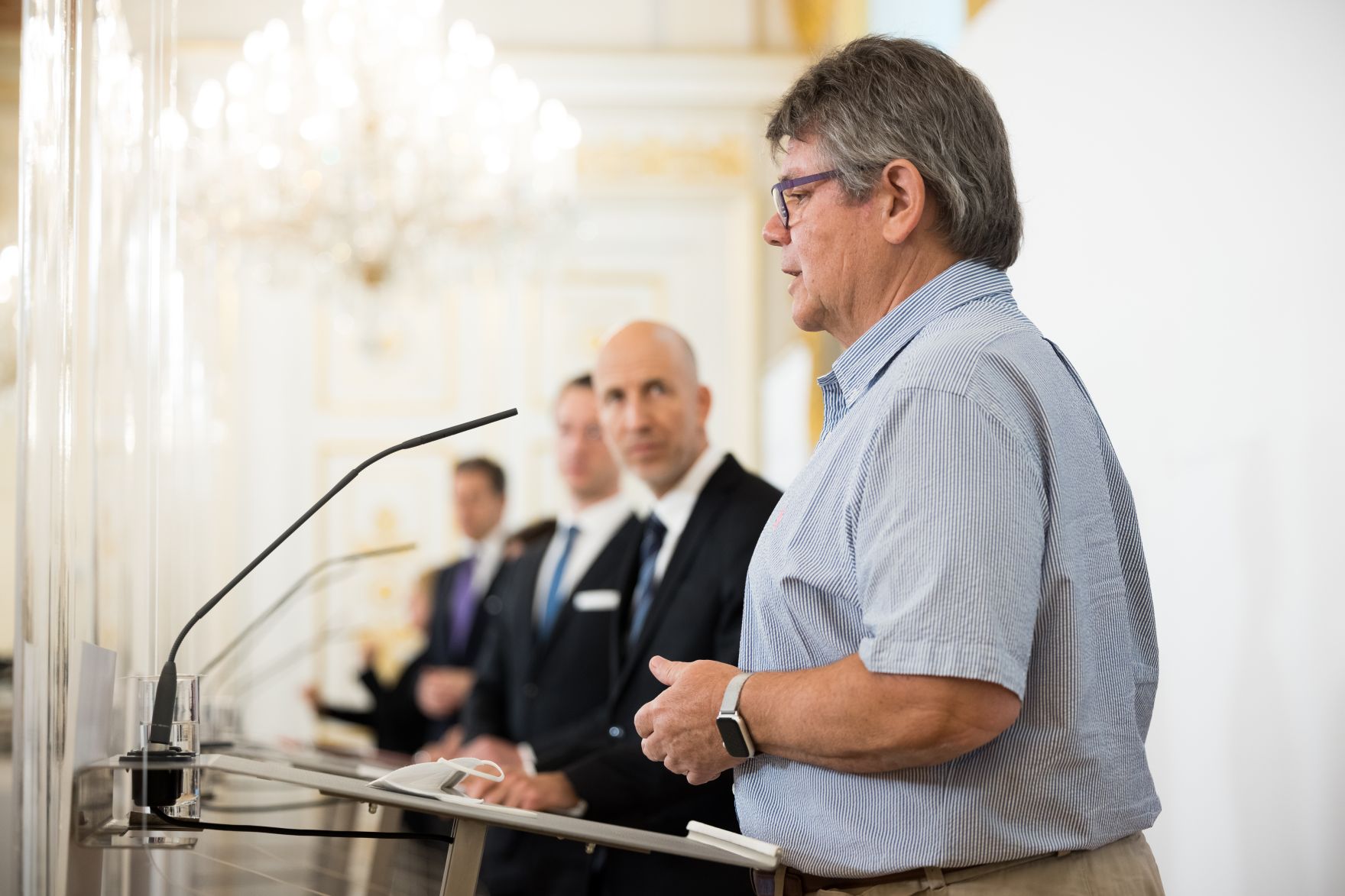 Am 6. Juni 2021 2021 fand der Sozialpartnergipfel statt. Im Bild (v.r.n.l.) &Ouml;GB-Pr&auml;sident Wolfgang Katzian, Bundesminister Martin Kocher, Bundesminister Gernot Bl&uuml;mel und der Pr&auml;sident der Wirtschaftskammer &Ouml;sterreich Harald Mahrer.