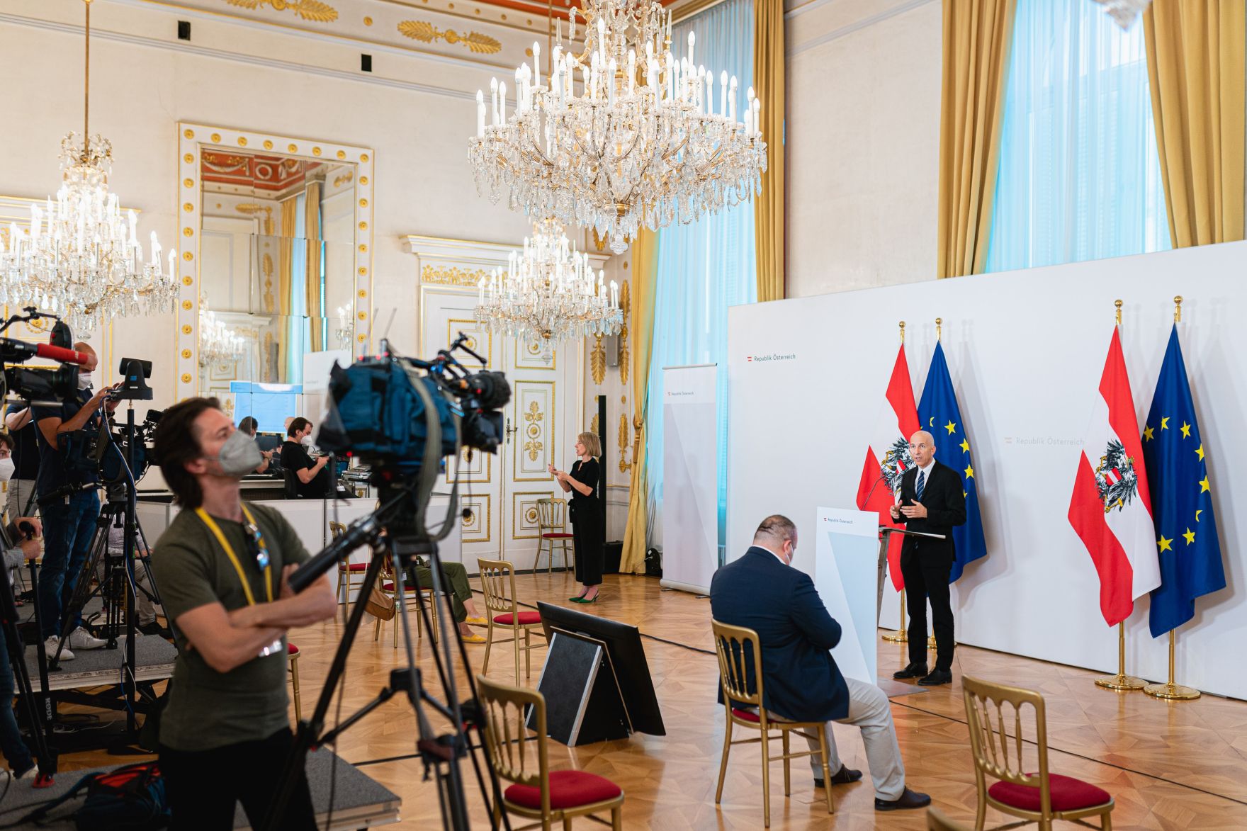 Am 22. Juni 2021 fand eine Pressekonferenz zur aktuellen Lage am Arbeitsmarkt statt. Im Bild Bundesminister Martin Kocher.