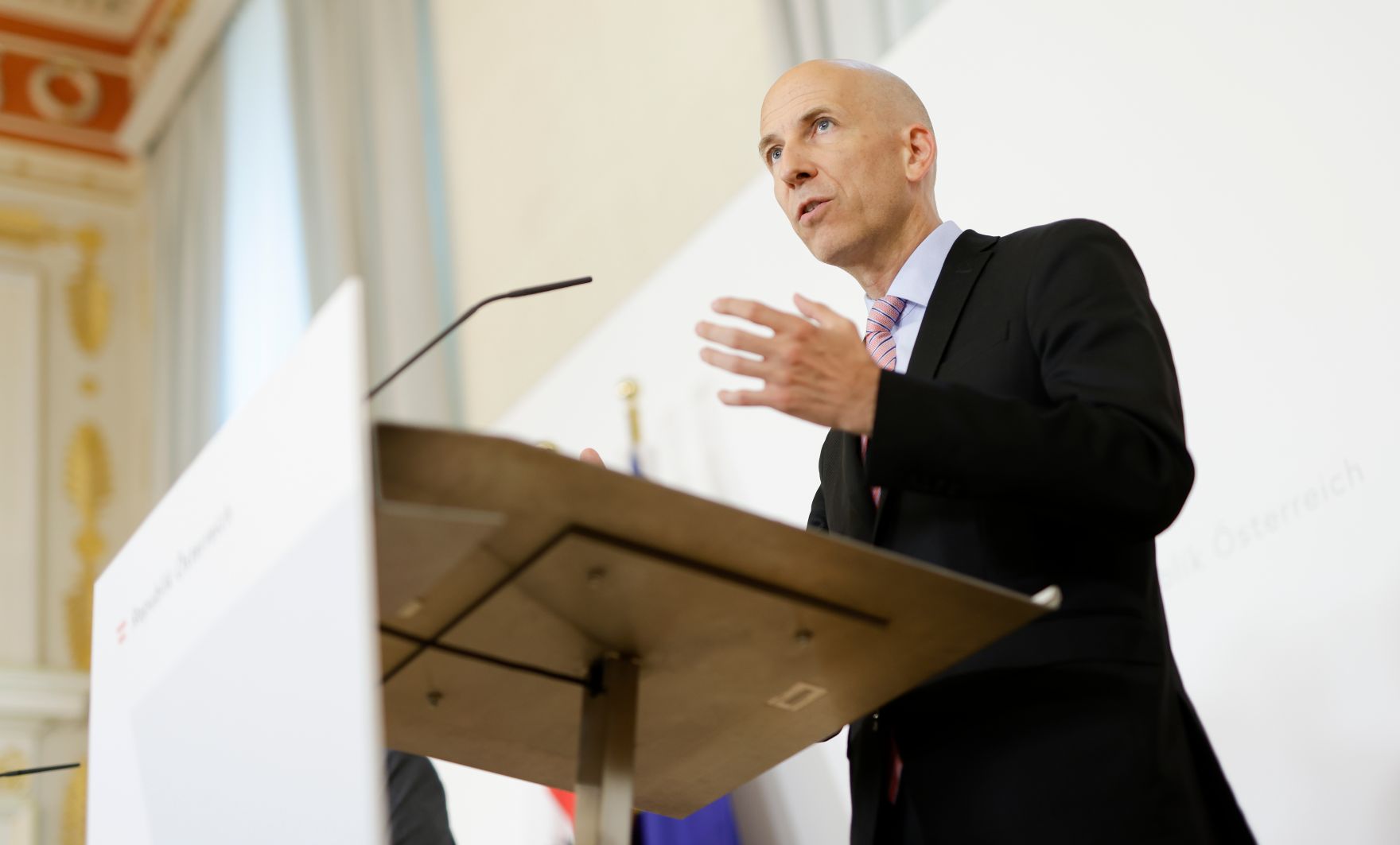 Im Bild Bundesminister Martin Kocher nach dem Ministerrat am 7. Juli 2021.