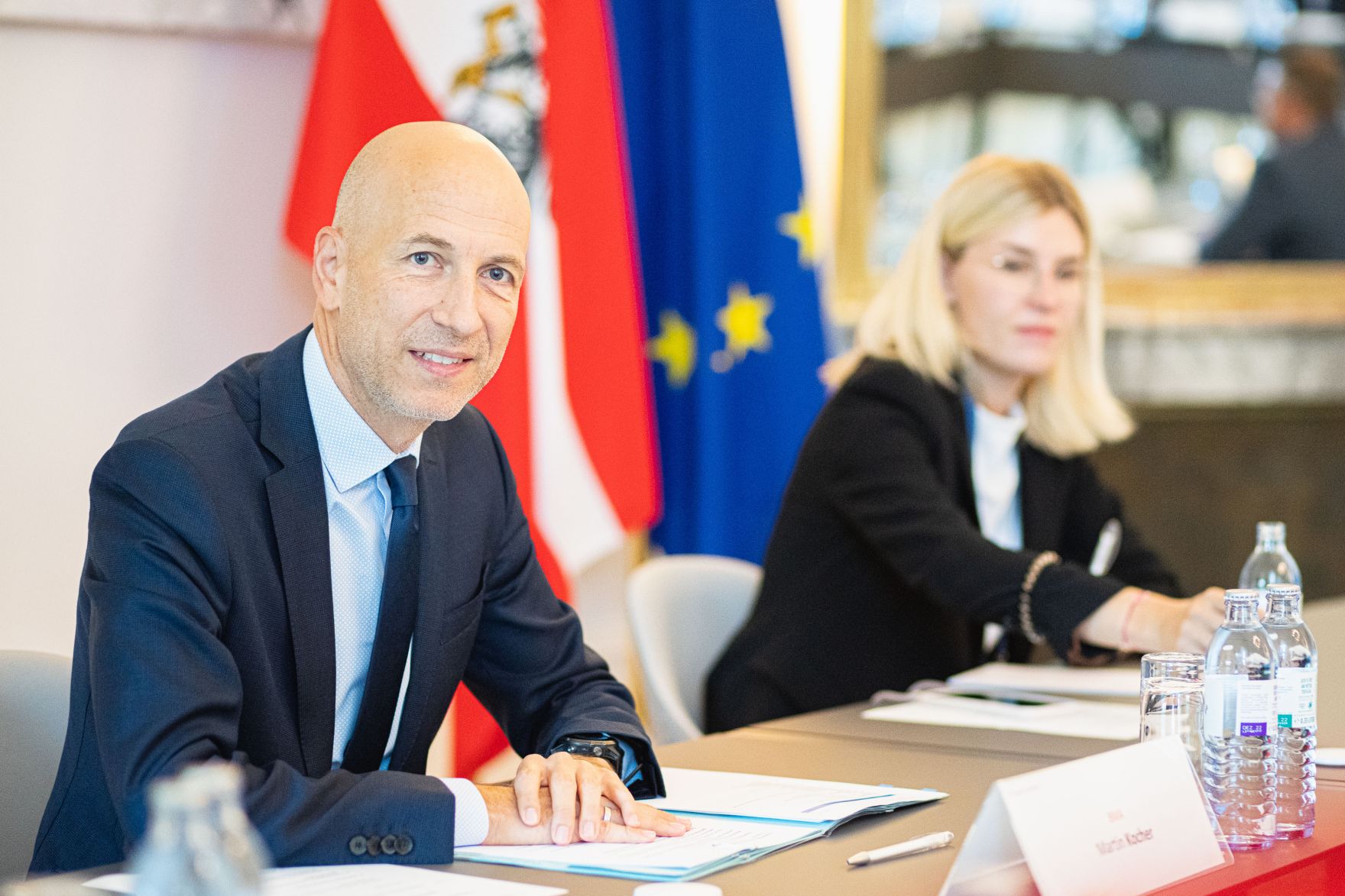 Am 10. September 2021 nahm Bundesminister Martin Kocher (im Bild) am Inklusionsgipfel im Bundeskanzleramt teil.