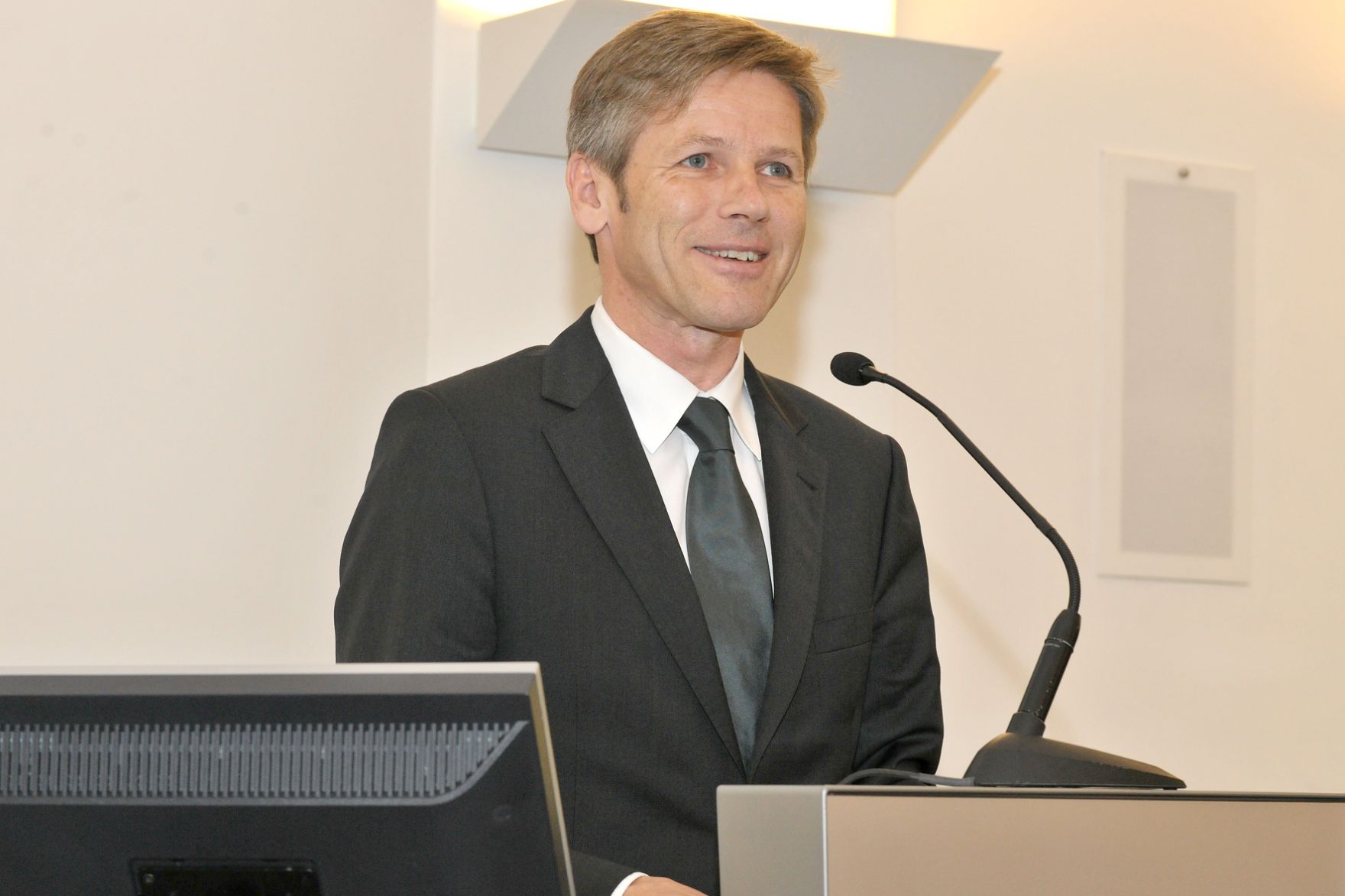 Am 13. Oktober 2011 er&ouml;ffnete Staatssekret&auml;r Josef Ostermayer die Enquete der &ouml;sterreichischen Raumordnungskonferenz (&Ouml;ROK) zum &Ouml;sterreichischen Raumentwicklungskonzept (&Ouml;REK) im Schloss Sch&ouml;nbrunn.