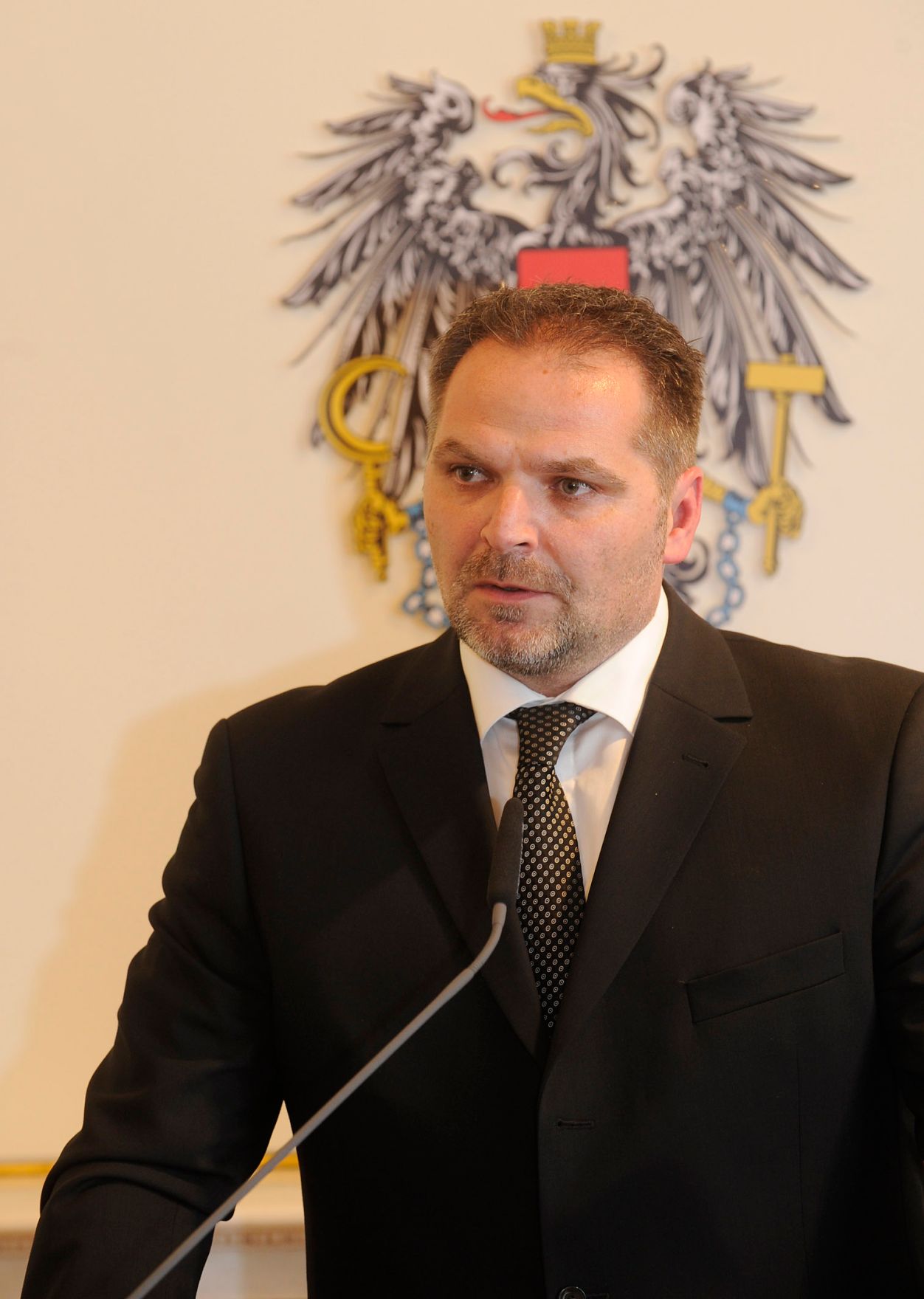 Am 13. J&auml;nner 2011 fand im Bundeskanzleramt eine Gedenkveranstaltung f&uuml;r den Widerstandsk&auml;mpfer und Mitbegr&uuml;nder des Mauthausen Komitees Hans Mar&scaron;&aacute;lek statt. Im Bild Vorsitzender des Mauthausen Komitee &Ouml;sterreich Willi Mernyi.