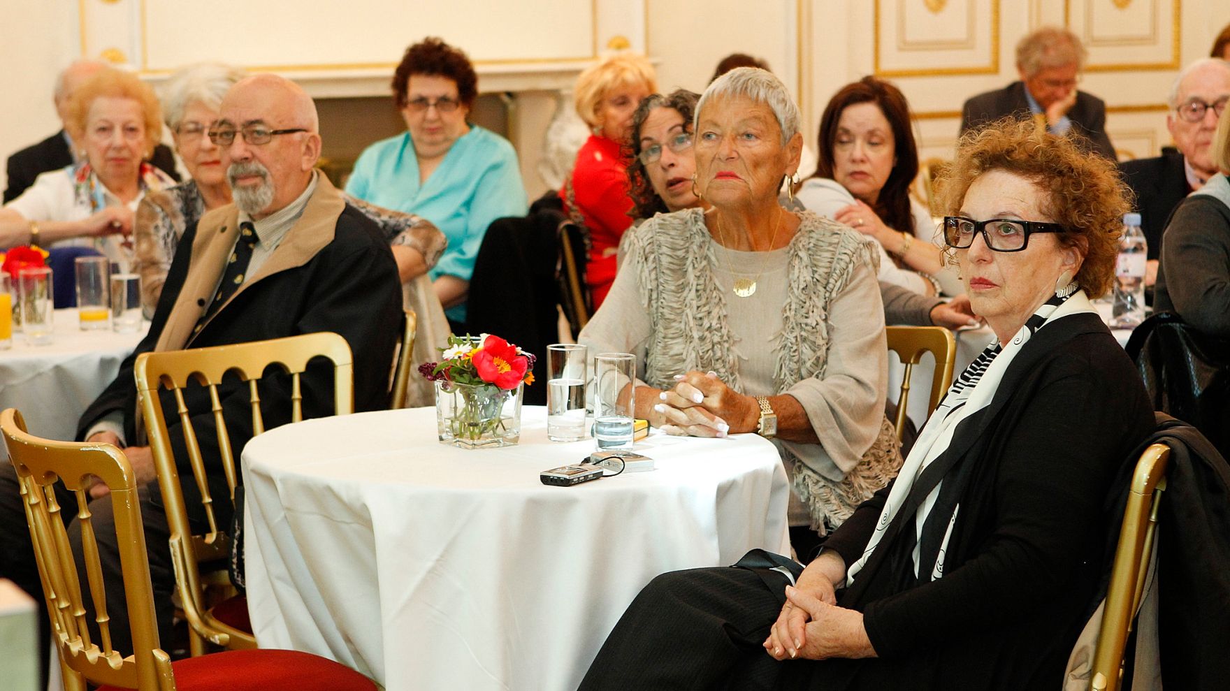 Am 25. April 2012 begr&uuml;&szlig;te Staatssekret&auml;r Josef Ostermayer Auslands&ouml;sterreicherInnen des Jewish Welcome Service im Bundeskanzleramt.