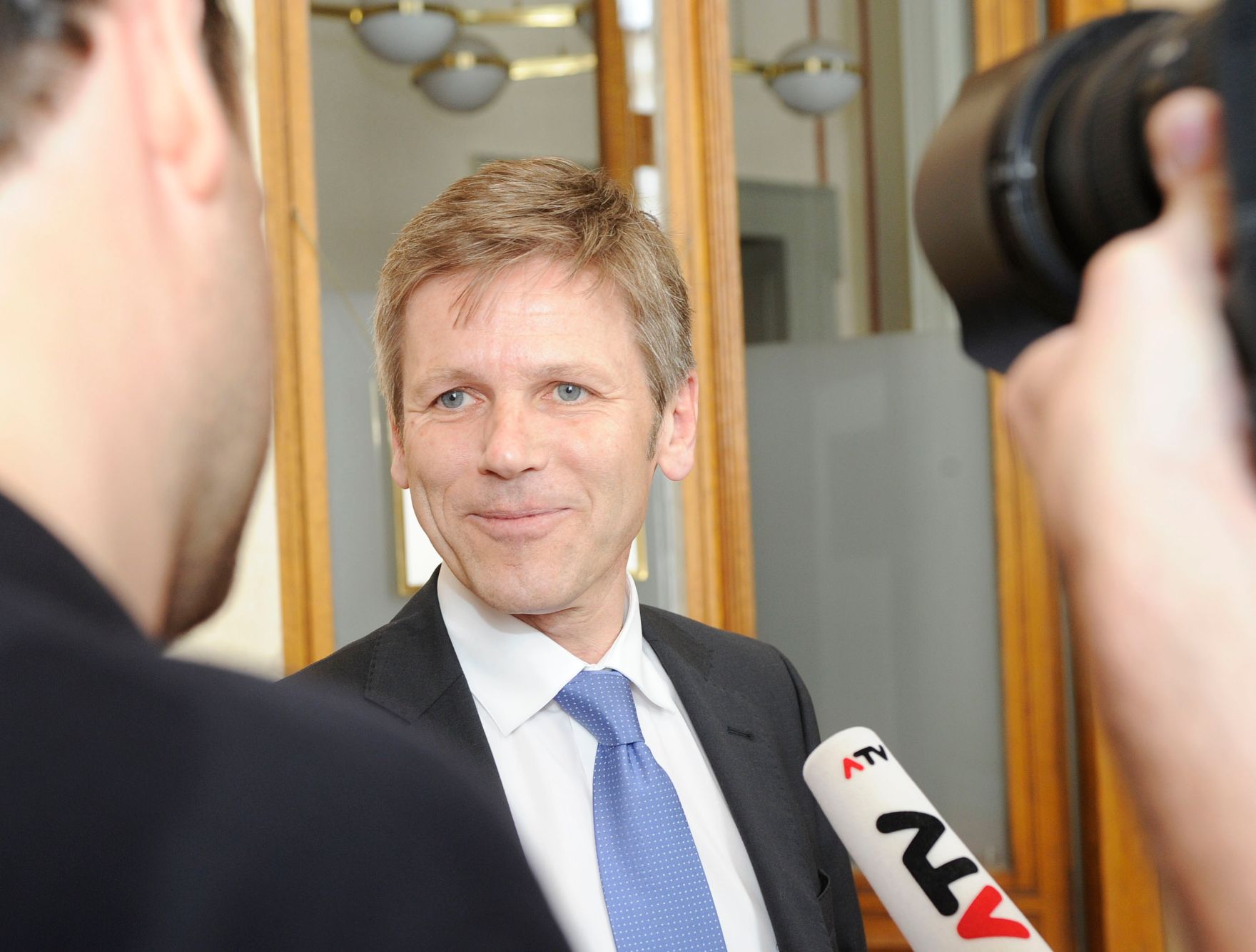 Am 19. Juni 2012 Verhandlungen zum Transparenzpaket. Staatssekret&auml;r Josef Ostermayer.