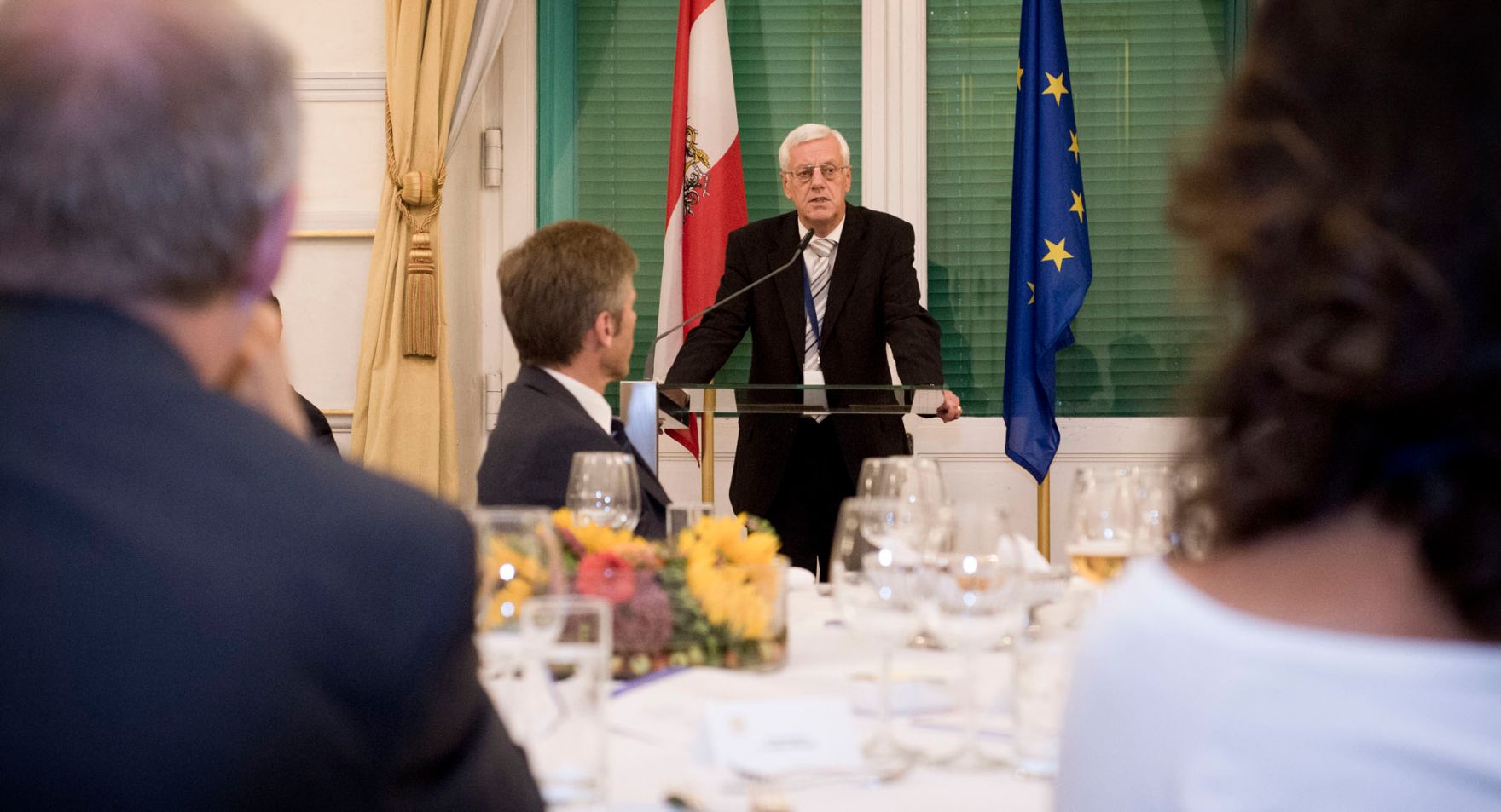 Am 10. September 2012 fand im Bundeskanzleramt ein Empfang zum Internationalen Kongress der Verfassungsgerichtsh&ouml;fe statt. Im Bild der Pr&auml;sident des Verfassungsgerichtshofes Gerhart Holzinger.