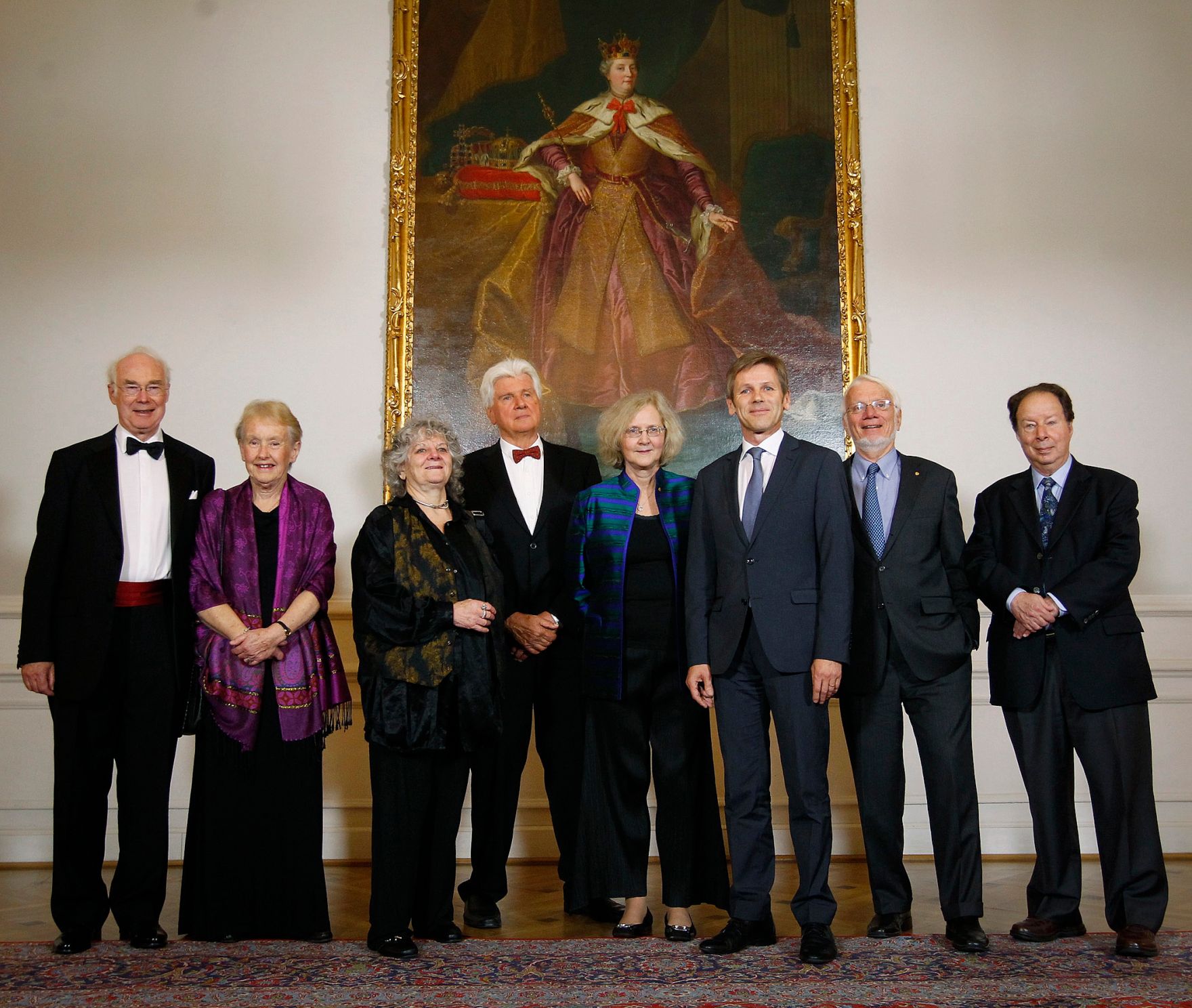 Am 16. Oktober 2012 empfing der Staatssekret&auml;r in Vertretung des Bundeskanzlers die Teilnehmerinnen und Teilnehmer des 7. Wiener Nobelpreistr&auml;gerseminars im Bundeskanzleramt. Im Bild (v.l.n.r.) Nobelpreistr&auml;ger 2007, Martin Evans mit Ehefrau, Nobelpreistr&auml;gerin 2009, Ada E. Yonath, Nobelpreistr&auml;ger 1999, G&uuml;nter Blobel, Nobelpreistr&auml;gerin 2009, Elizabeth Blackburn, Staatssekret&auml;r Josef Ostermayer, Nobelpreistr&auml;ger 2009, Thomas A. Steitz und Nobelpreistr&auml;ger 1989, Sidney Altman.