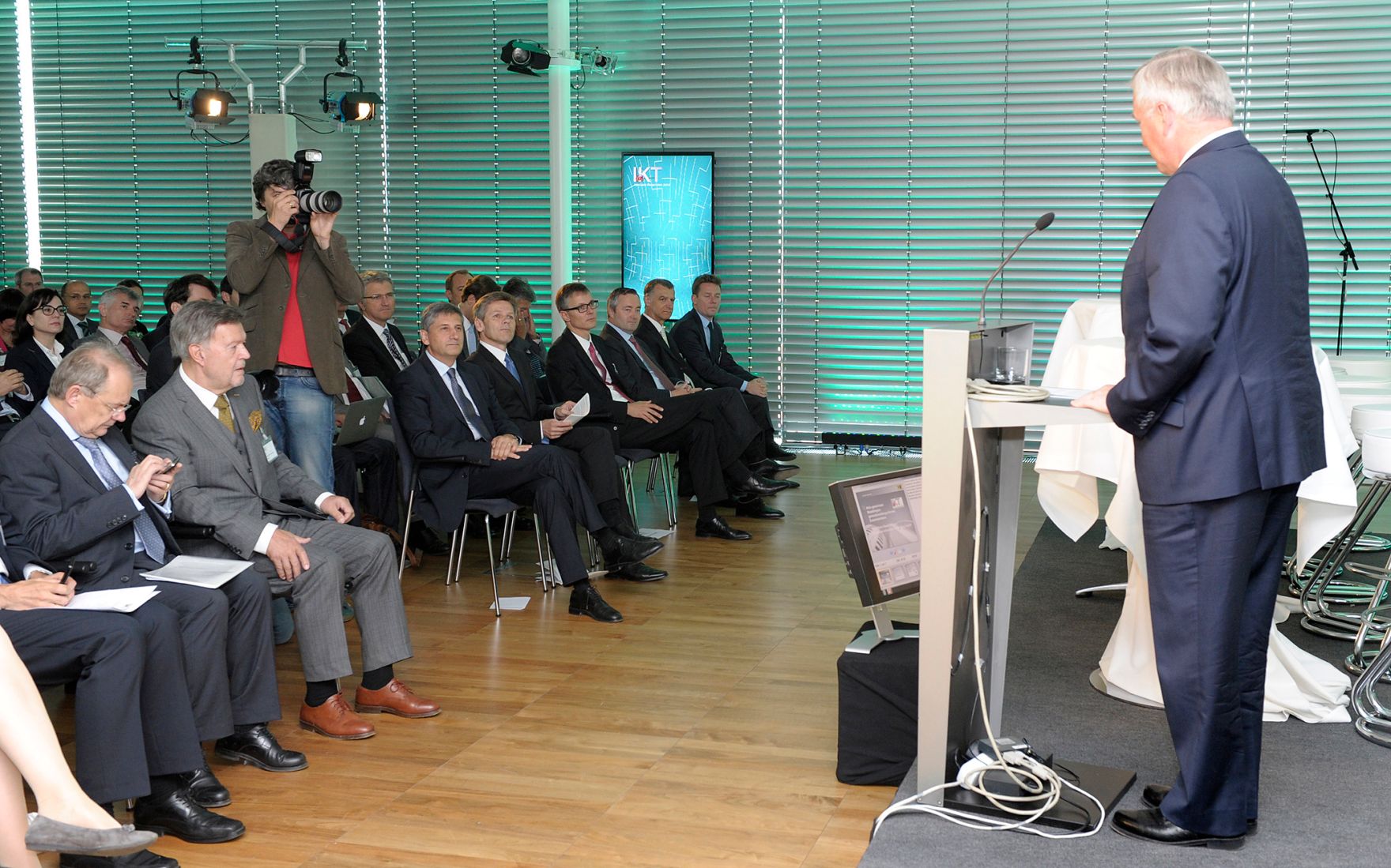 Am 28. Juni 2013 hielt Staatssekret&auml;r Josef Ostermayer die Begr&uuml;&szlig;ungsrede beim IKT-Konvent 2013 der Internetoffensive &Ouml;sterreich.