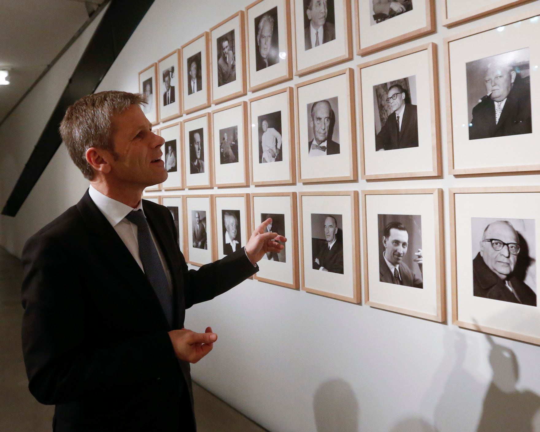 Kanzleramtsminister Josef Ostermayer (im Bild) am 14. Februar 2014 bei einem Besuch des j&uuml;dischen Museums in Berlin.