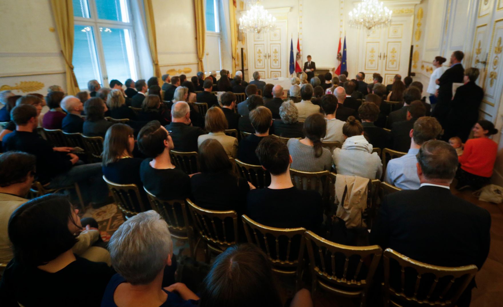 Am 7. Mai 2014 &uuml;berreichte Kunst- und Kulturminister Josef Ostermayer die Staatspreise &bdquo;Sch&ouml;nste B&uuml;cher &Ouml;sterreichs&ldquo; im Bundeskanzleramt.