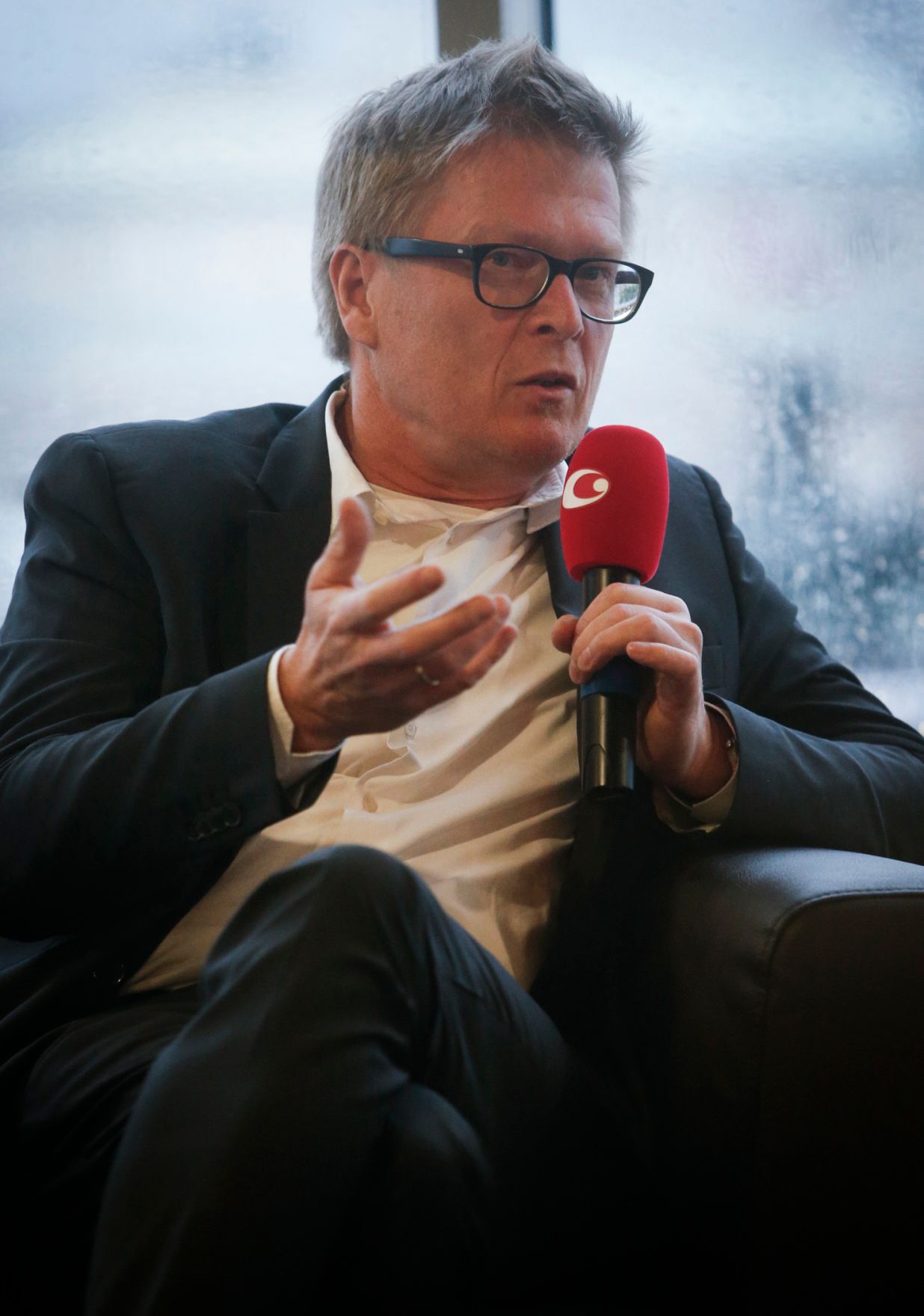 Am 7. Mai 2014 nahm Kunst- und Kulturminister Josef Ostermayer am 2. Casinos Austria Kultur Talk &bdquo;F&uuml;r die Kunst zu leben, von der Kunst zu leben&ldquo; im Justizcafe teil. Im Bild Paulus Hochgatterer, Psychiater.