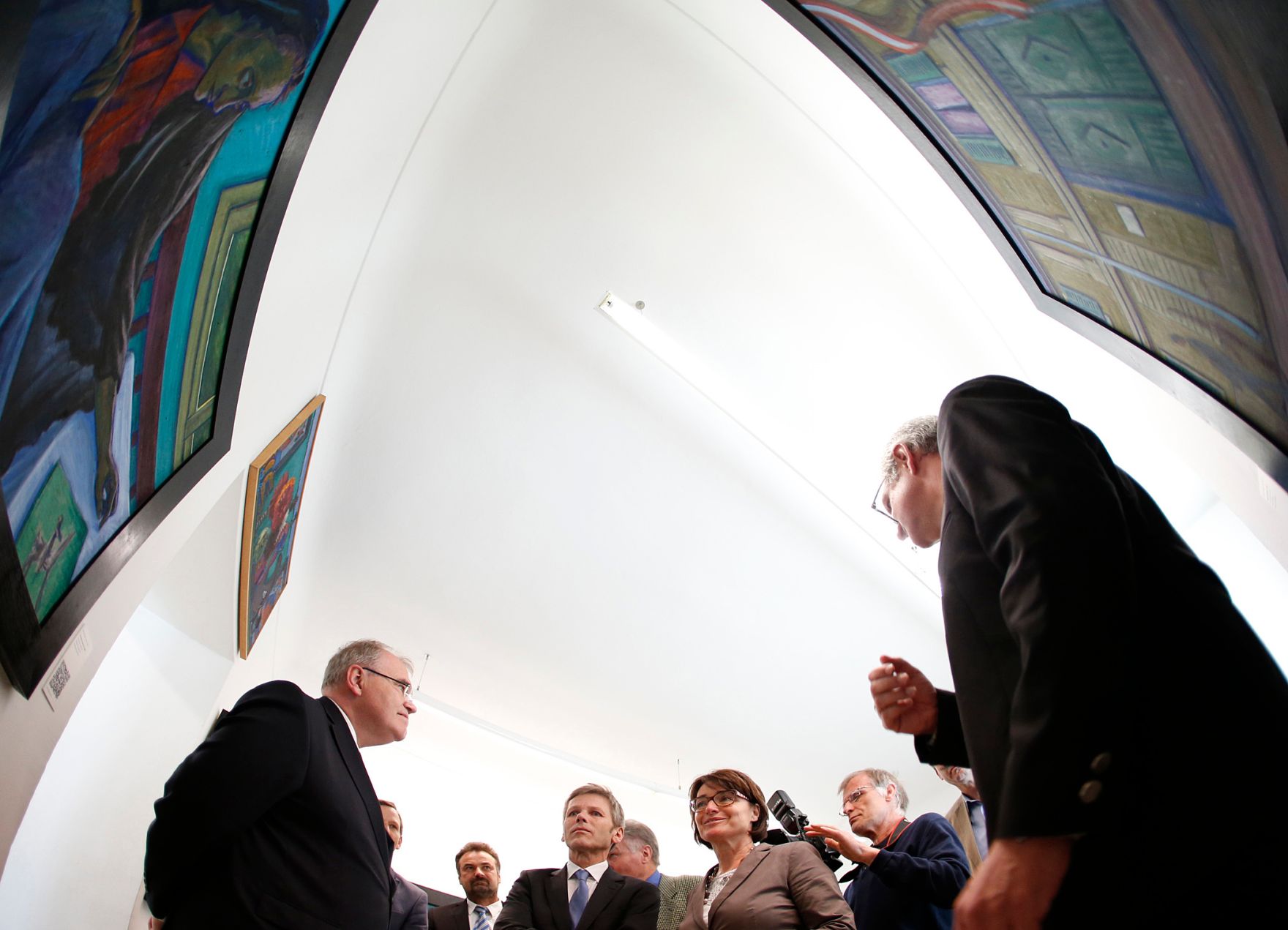 Am 30. Mai 2014 fand in K&auml;rnten die Bundesl&auml;ndertour mit Bundesminister Josef Ostermayer (2.v.l.) und Justizminister Wolfgang Brandstetter (l.) statt.