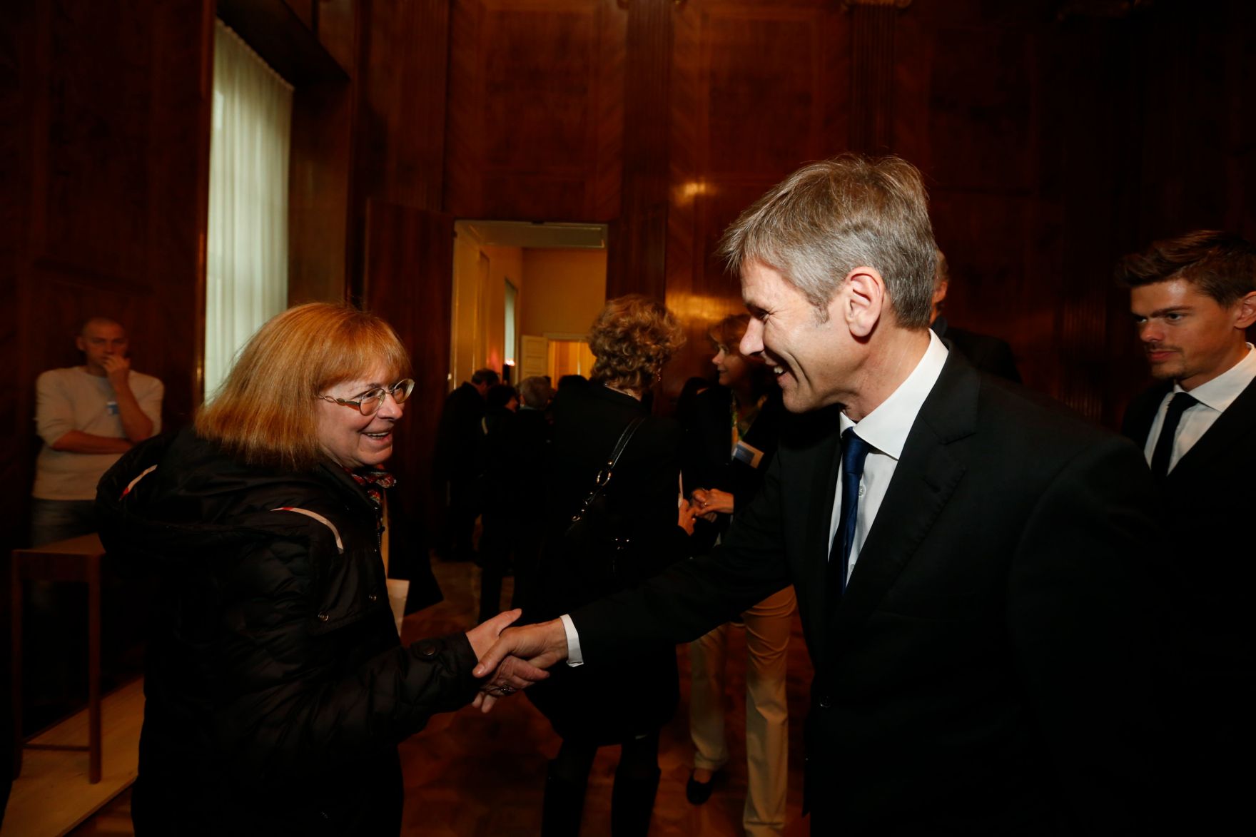 Am 26. Oktober 2014 empfing Kanzleramtsminister Josef Ostermayer im Rahmen des Nationalfeiertages Besucherinnen und Besucher im Bundeskanzleramt.