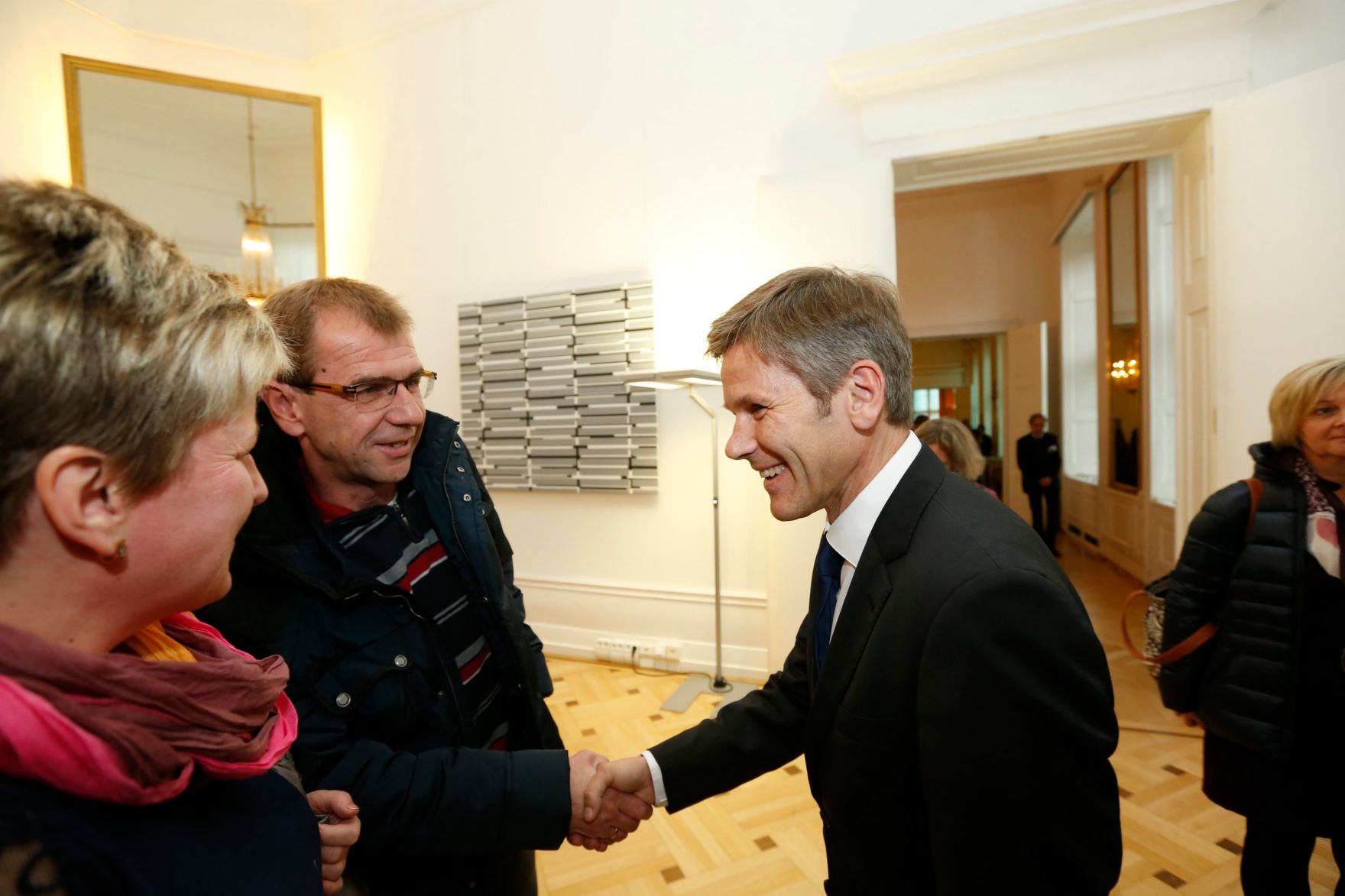 Am 26. Oktober 2014 empfing Kanzleramtsminister Josef Ostermayer im Rahmen des Nationalfeiertages Besucherinnen und Besucher im Bundeskanzleramt.