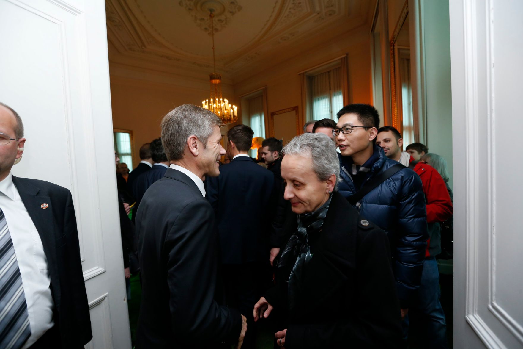 Am 26. Oktober 2014 empfing Kanzleramtsminister Josef Ostermayer im Rahmen des Nationalfeiertages Besucherinnen und Besucher im Bundeskanzleramt.