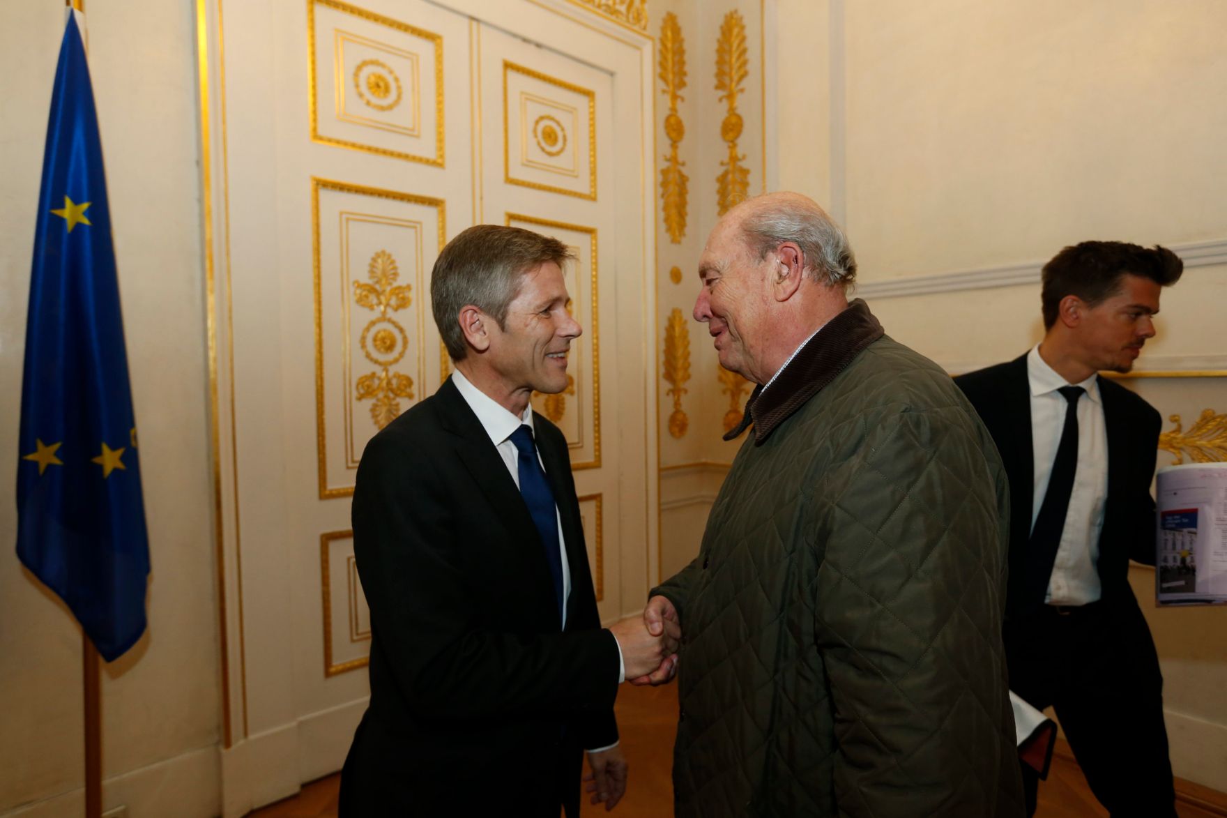 Am 26. Oktober 2014 empfing Kanzleramtsminister Josef Ostermayer im Rahmen des Nationalfeiertages Besucherinnen und Besucher im Bundeskanzleramt.