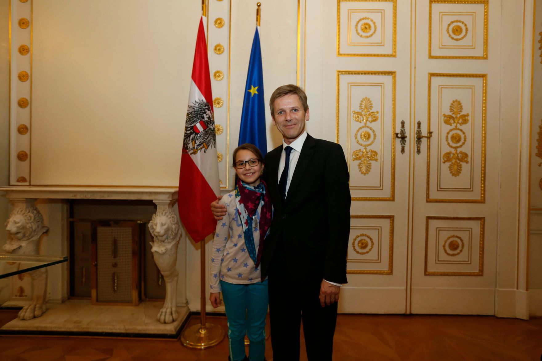 Am 26. Oktober 2014 empfing Kanzleramtsminister Josef Ostermayer im Rahmen des Nationalfeiertages Besucherinnen und Besucher im Bundeskanzleramt.