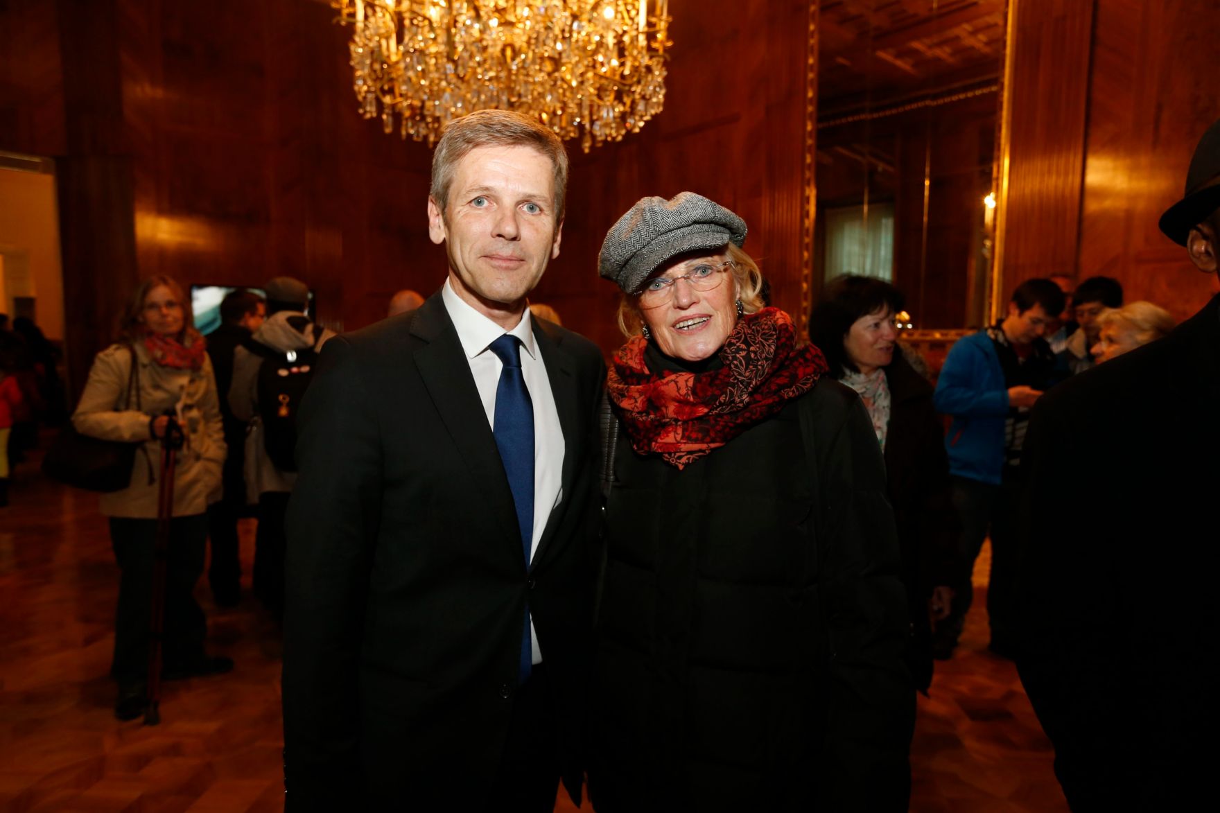 Am 26. Oktober 2014 empfing Kanzleramtsminister Josef Ostermayer im Rahmen des Nationalfeiertages Besucherinnen und Besucher im Bundeskanzleramt.