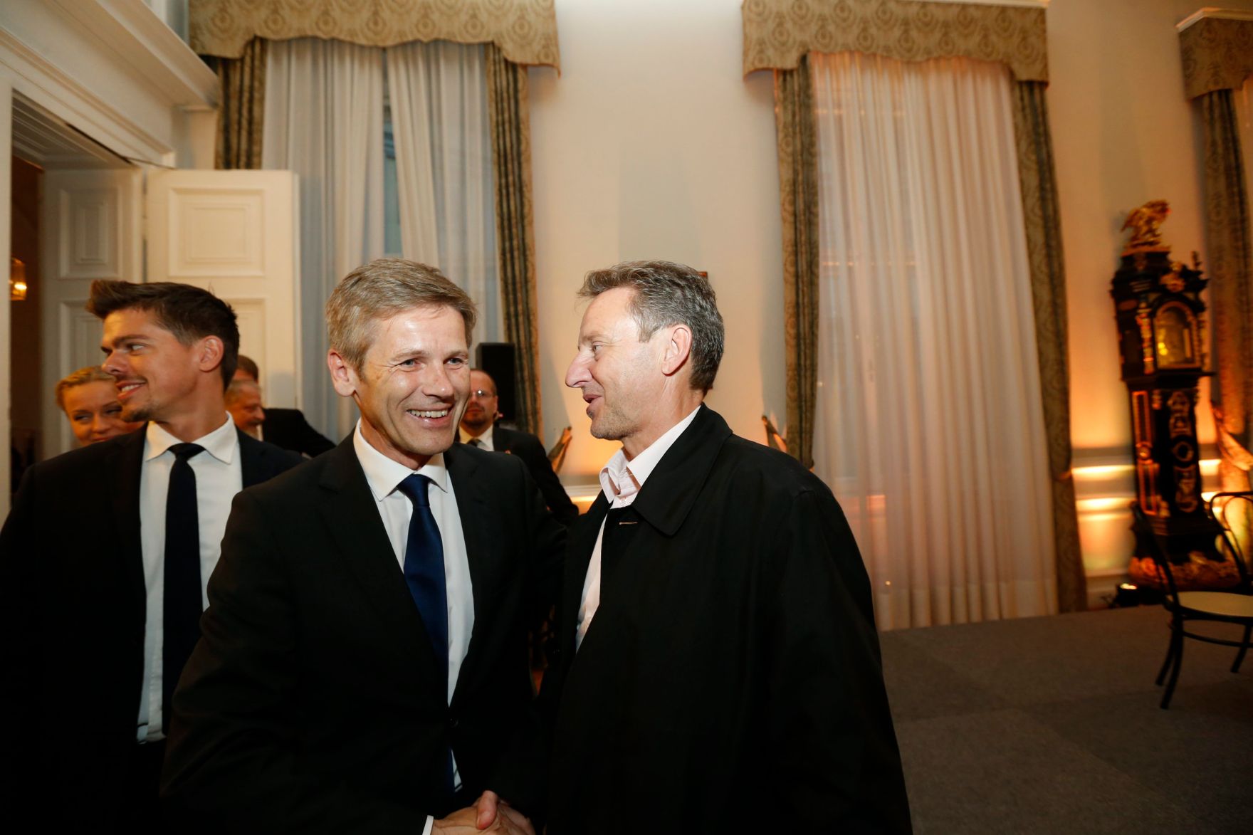 Am 26. Oktober 2014 empfing Kanzleramtsminister Josef Ostermayer im Rahmen des Nationalfeiertages Besucherinnen und Besucher im Bundeskanzleramt.
