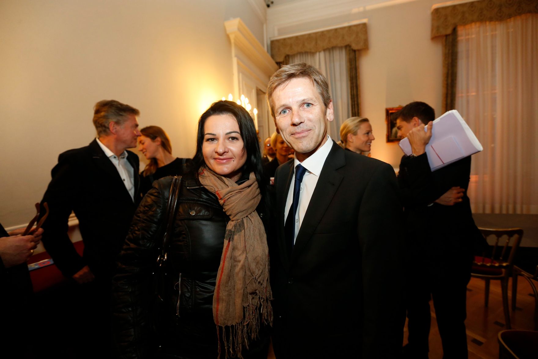 Am 26. Oktober 2014 empfing Kanzleramtsminister Josef Ostermayer im Rahmen des Nationalfeiertages Besucherinnen und Besucher im Bundeskanzleramt.