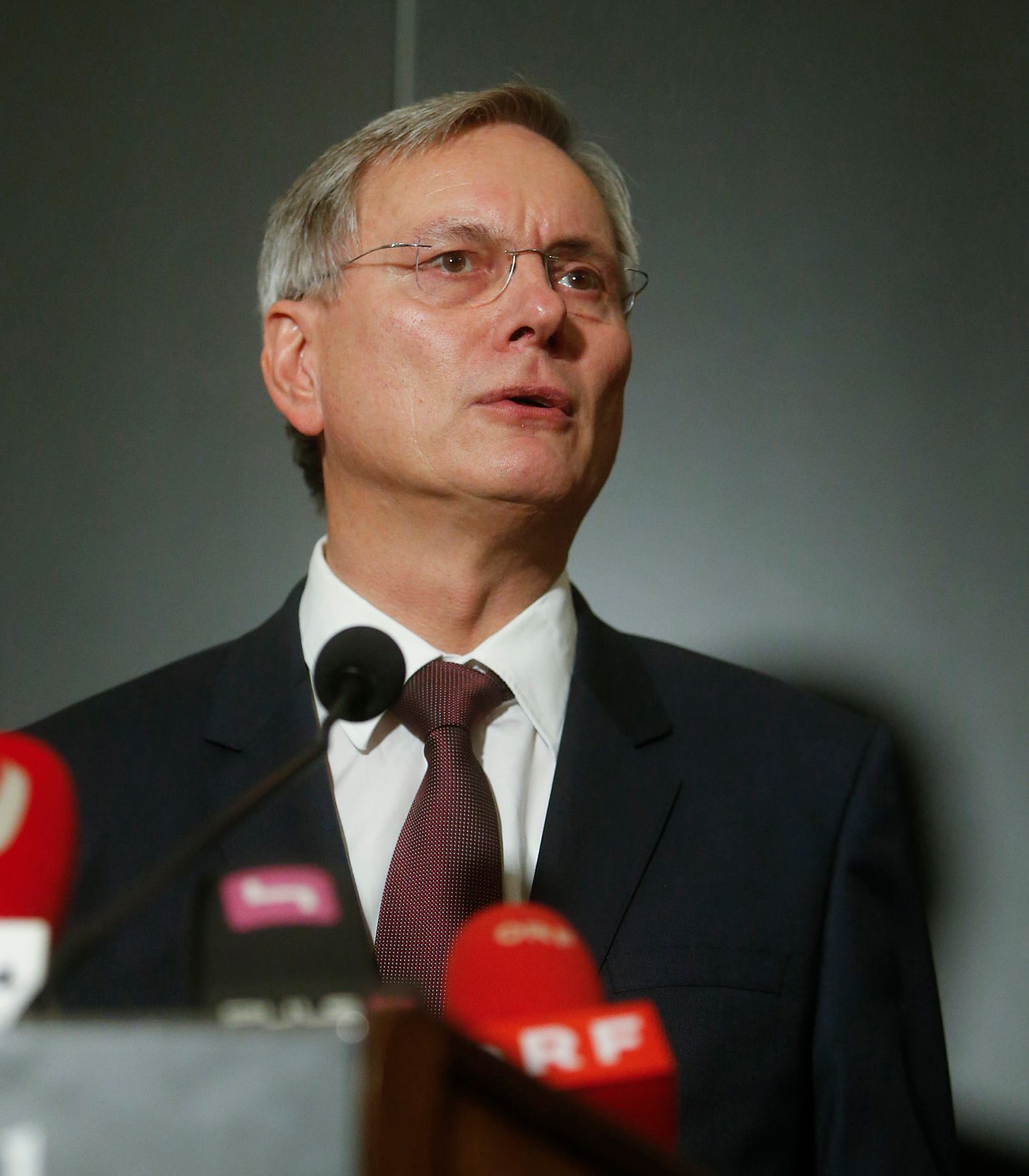 Am 11. November 2014 fand anl&auml;sslich der bevorstehenden Landung der Rosetta-Sonde &quot;Philae&quot; auf dem Kometen &quot;67P/Tschurjumow-Gerasimenko&quot; einer Pressekonferenz im Digitalen Planetarium des Naturhistorischen Museums statt. Im Bild Bundesminister f&uuml;r Verkehr, Innovation und Technologie Alois St&ouml;ger.