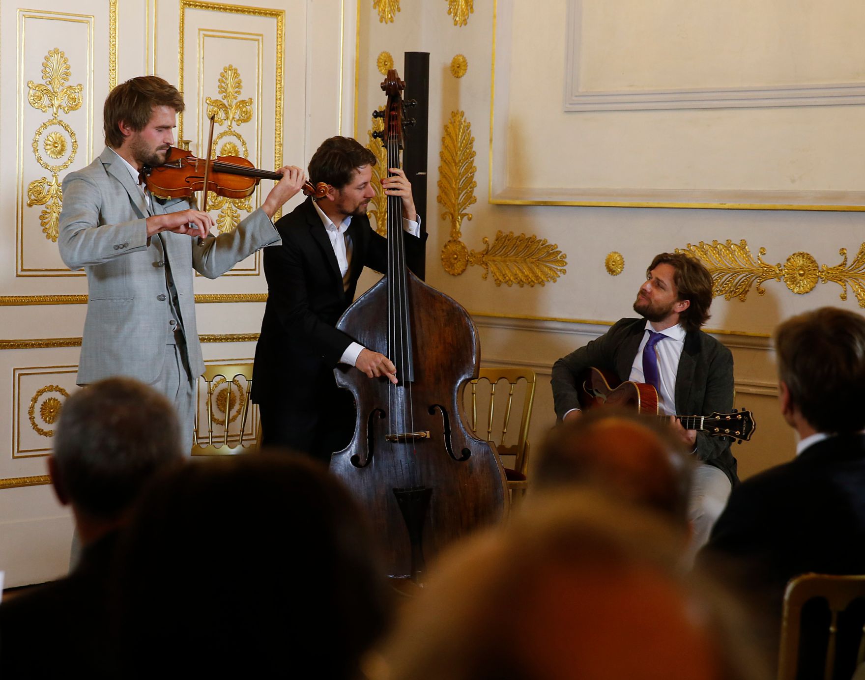 Am 11. November 2014 verlieh Kunst- und Kulturminister Josef Ostermayer den &Ouml;sterreichischen Staatspreis f&uuml;r Kulturpublizistik an Philosoph Peter Strasser.