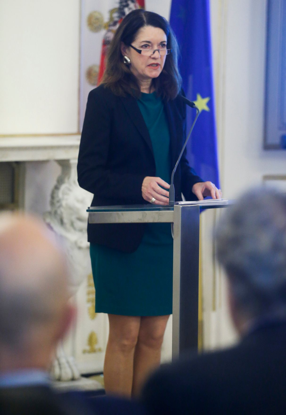 Am 13. November 2014 sprach Kunst- und Kulturminister Josef Ostermayer Gru&szlig;worte bei der Buchpr&auml;sentation &quot;Wiener Kongress. Die Erfindung Europas&quot;. Im Bild Gerold-Verlag-Gesch&auml;ftsf&uuml;hrerin Brigitta Umst&auml;tter.