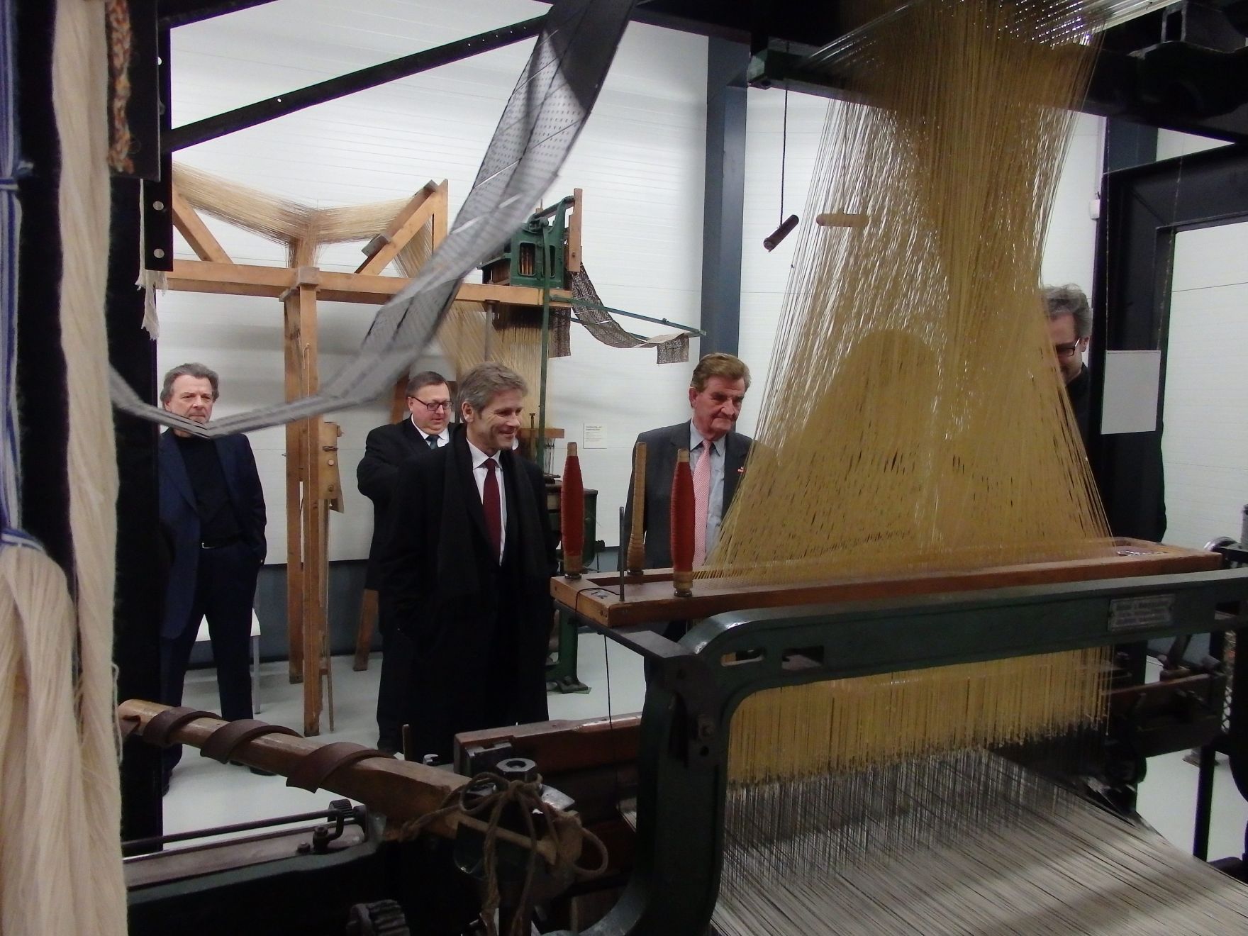 Am 3. dDezember 2014 fand die Vergabe des Museumspreises 2014 in der Marktgemeinde Haslach in Ober&ouml;sterreich statt. Im Bild Kunst- und Kulturminister Josef Ostermayer (m.).