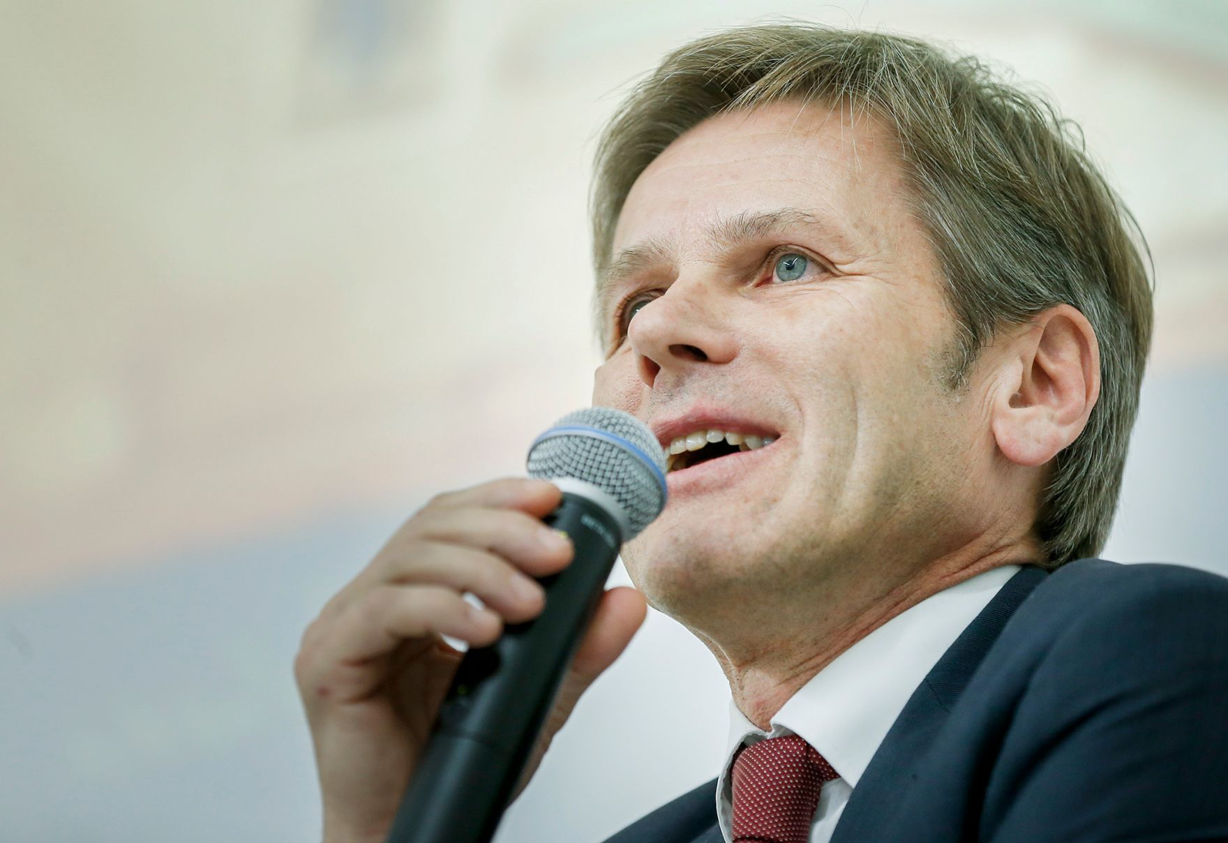 Am 10. Dezember 2014 er&ouml;ffnete Kunst- und Kulturminister Josef Ostermayer die Ausstellung &quot;F&uuml;r das Kind&quot; im Memorial Museum.