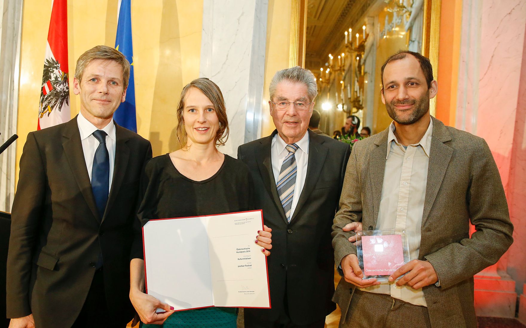 Am 20. J&auml;nner 2015 fand die &Uuml;berreichung des &Ouml;sterreichischen Kunstpreises 2014 mit Kunst -und Kulturminister Josef Ostermayer und Bundespr&auml;sident Heinz Fischer in der Pr&auml;sidentschaftskanzlei statt.