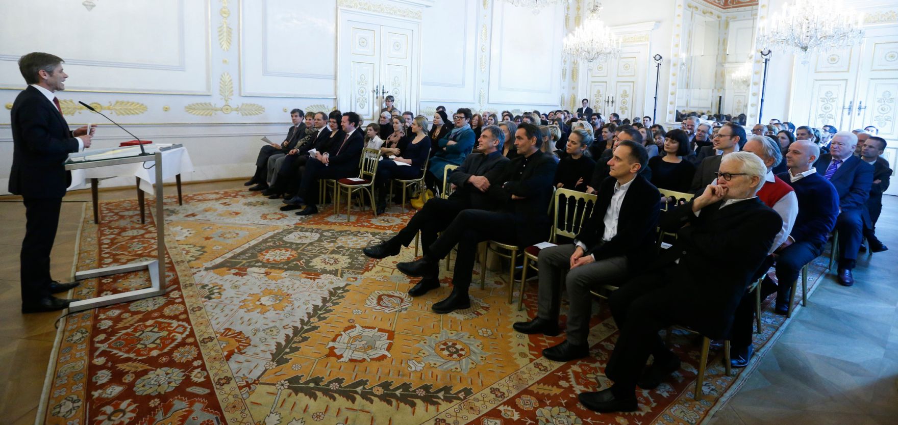 Am 4. M&auml;rz 2015 fand im Bundeskanzleramt die Staatspreisverleihung f&uuml;r die 'sch&ouml;nsten b&uuml;cher &ouml;sterreichs' statt. Im Bild Kunst- und Kulturminister Josef Ostermayer.