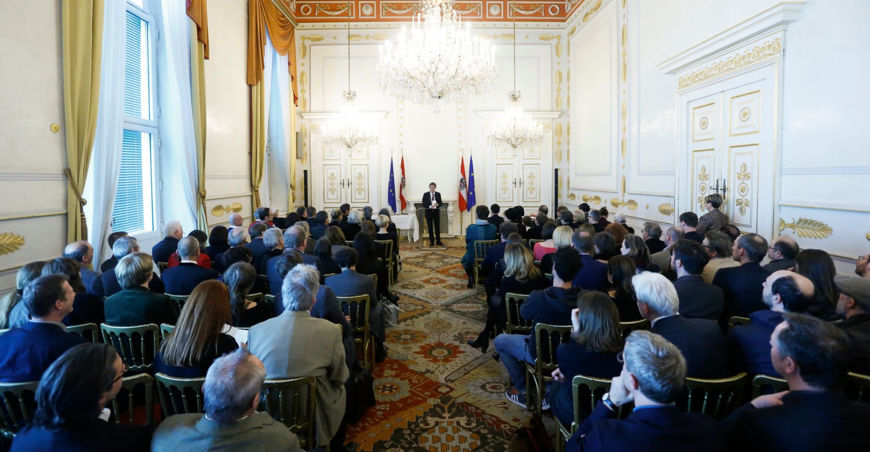 Am 4. M&auml;rz 2015 fand im Bundeskanzleramt die Staatspreisverleihung f&uuml;r die 'sch&ouml;nsten b&uuml;cher &ouml;sterreichs' statt. Im Bild Kunst- und Kulturminister Josef Ostermayer.