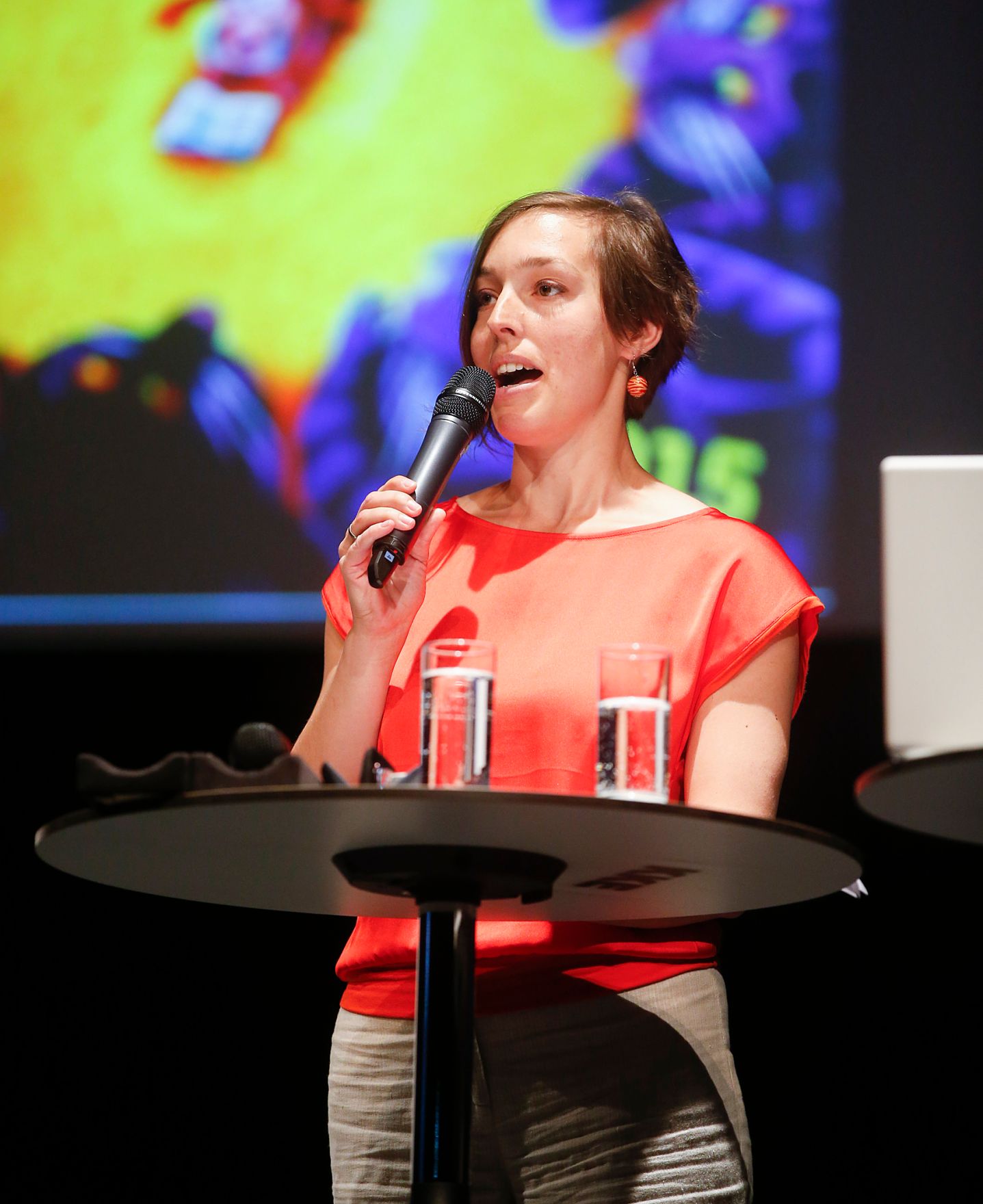 Am 18. Mai 2015 fand im Kultur- und Kongresszentrum in Eisenstadt die Verleihung des &Ouml;sterreichischen Kinder- und Jugendbuchpreises statt. Im Bild Sarah Michaela Orlovsk&yacute;.